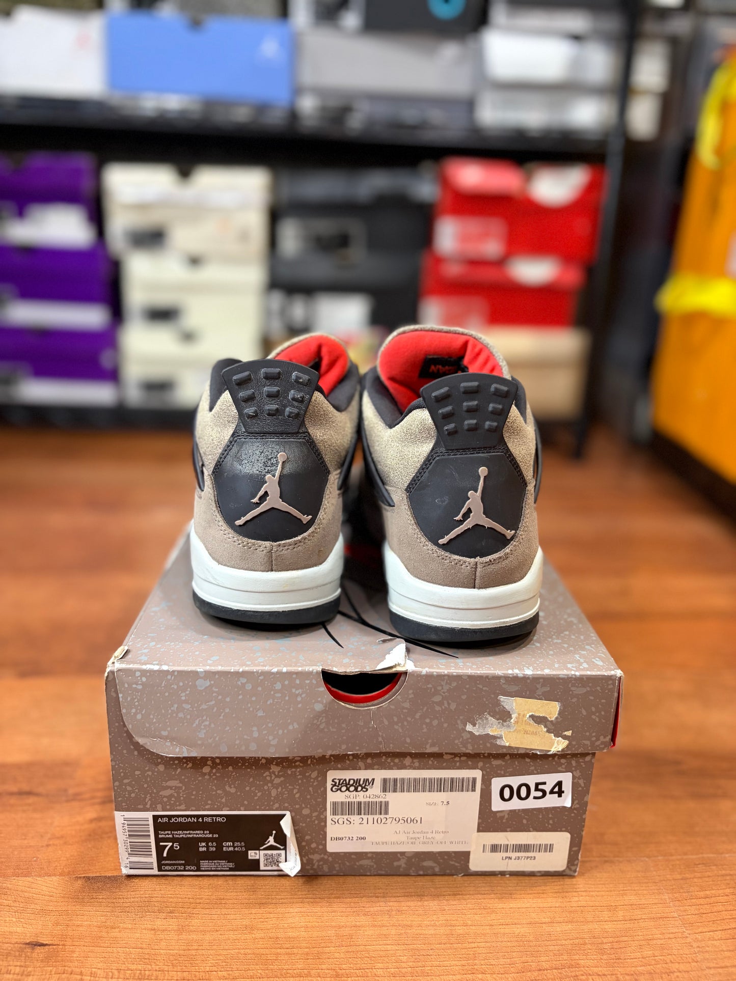 Jordan Retro 4 Taupe Haze (Size 7.5 Mens)