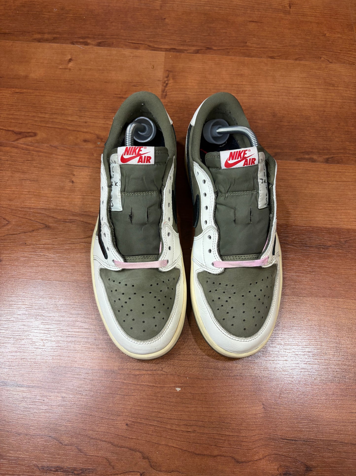 Jordan Retro 1 Low Travis Scott Medium Olive (Size 9.5 Men’s)