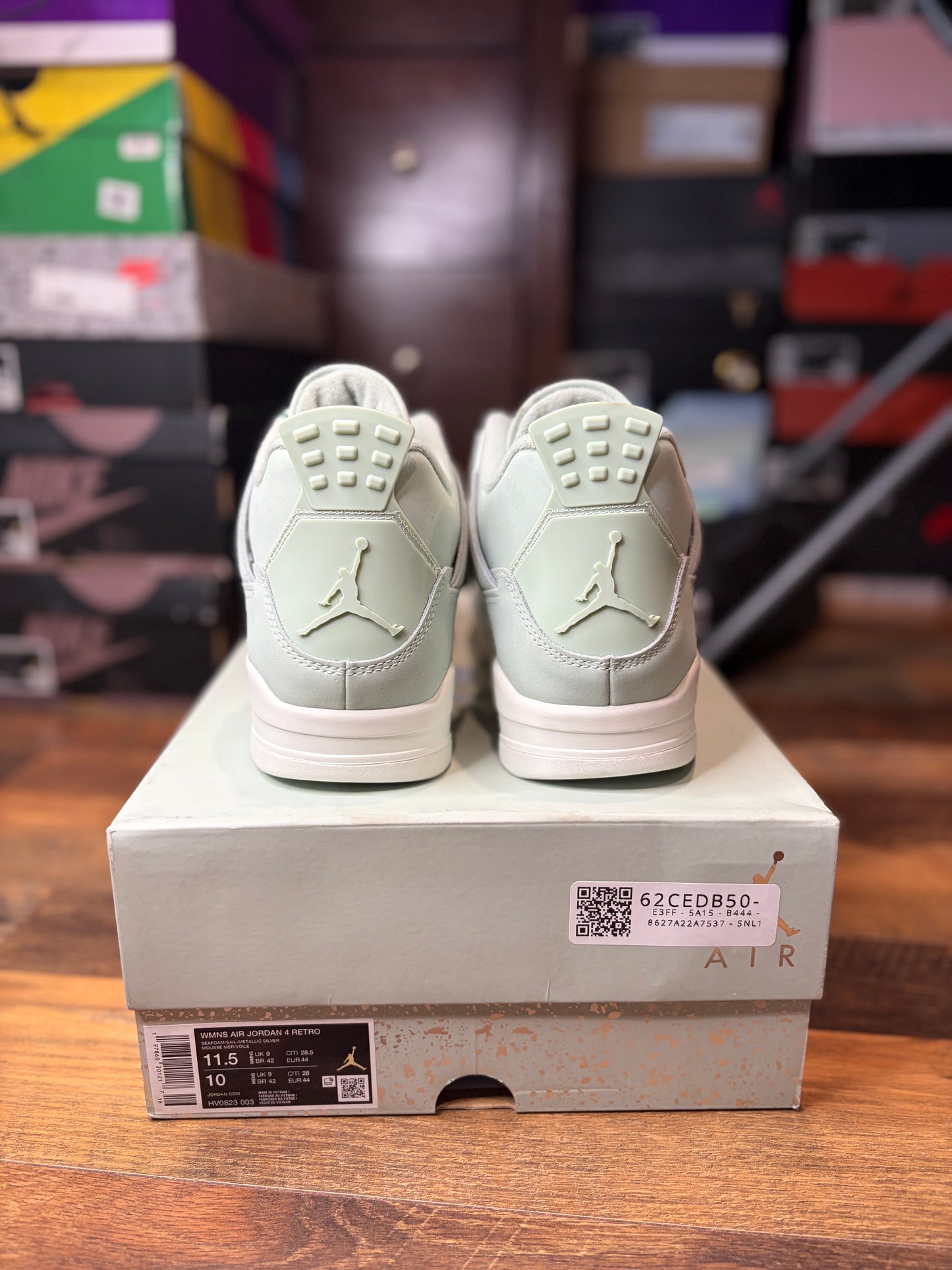 Jordan Retro 4 Seafoam Sail (Brand New - 11.5W/10M)
