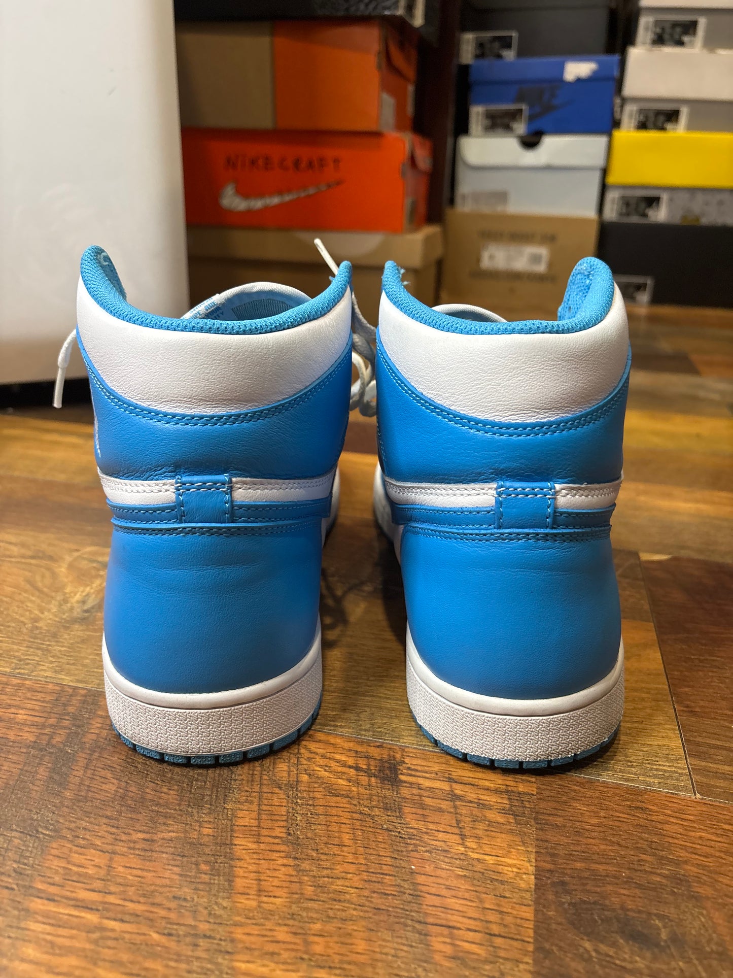 Jordan Retro 1 UNC 2015 (Size 11 Mens)
