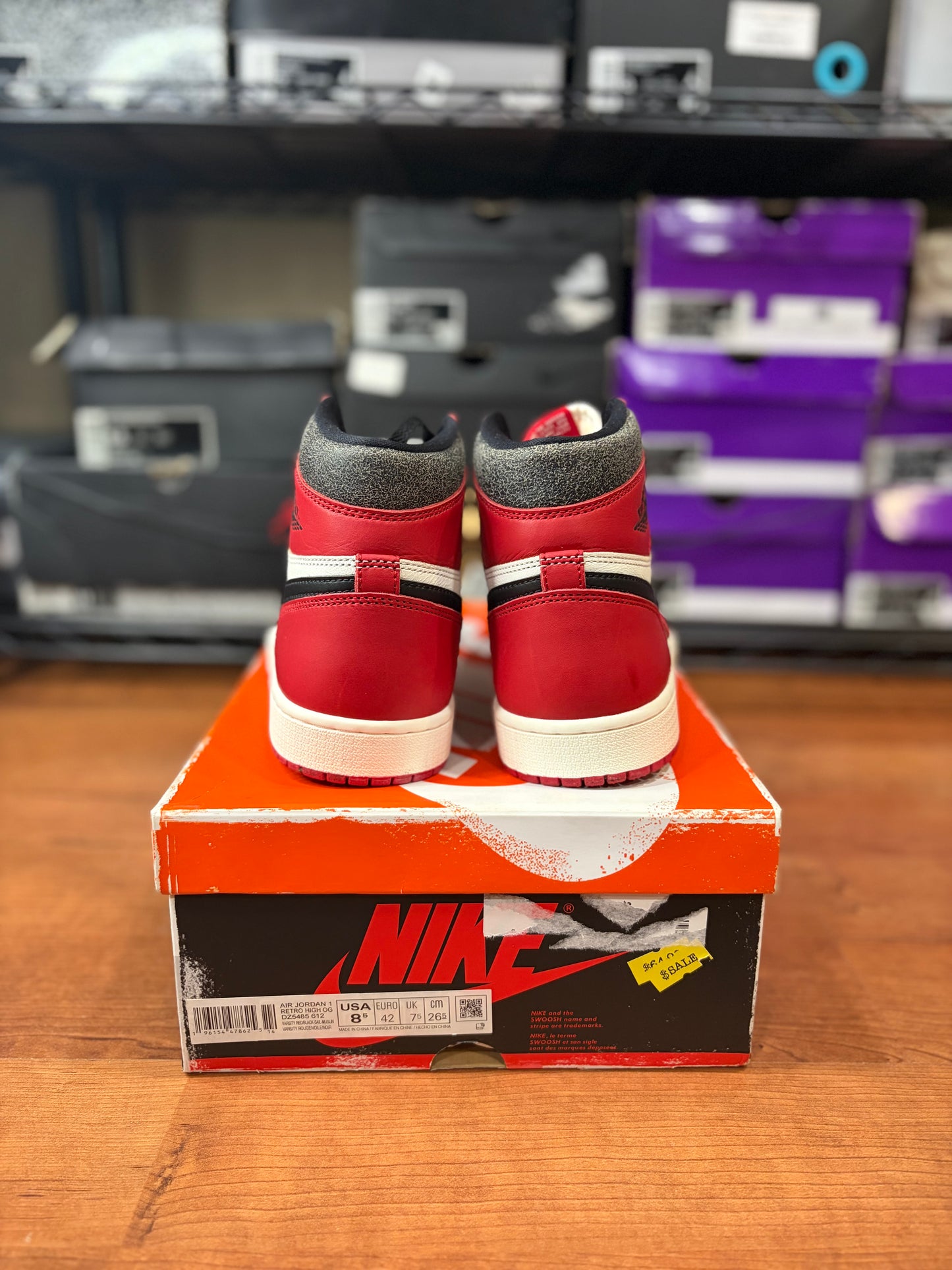 Jordan Retro 1 Lost & Found (Size 8.5 Mens)