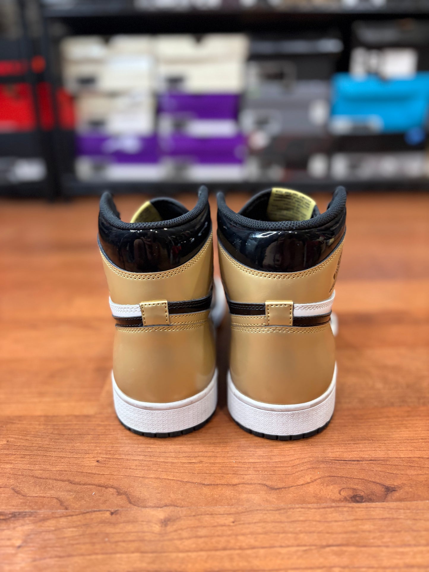 Jordan Retro 1 Patent Gold Toe (Size 10 Mens)