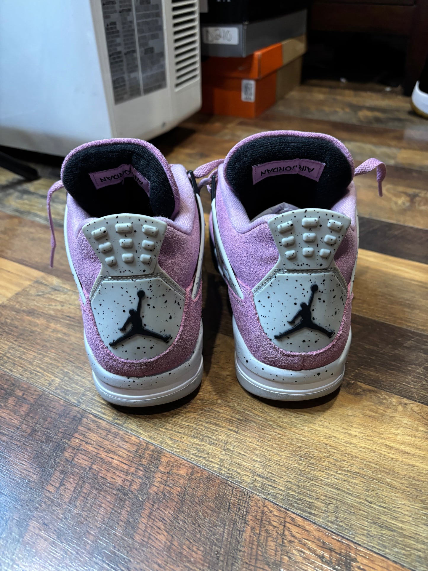 Jordan Retro 4 Pink Orchid (Size 9.5W / 8M)