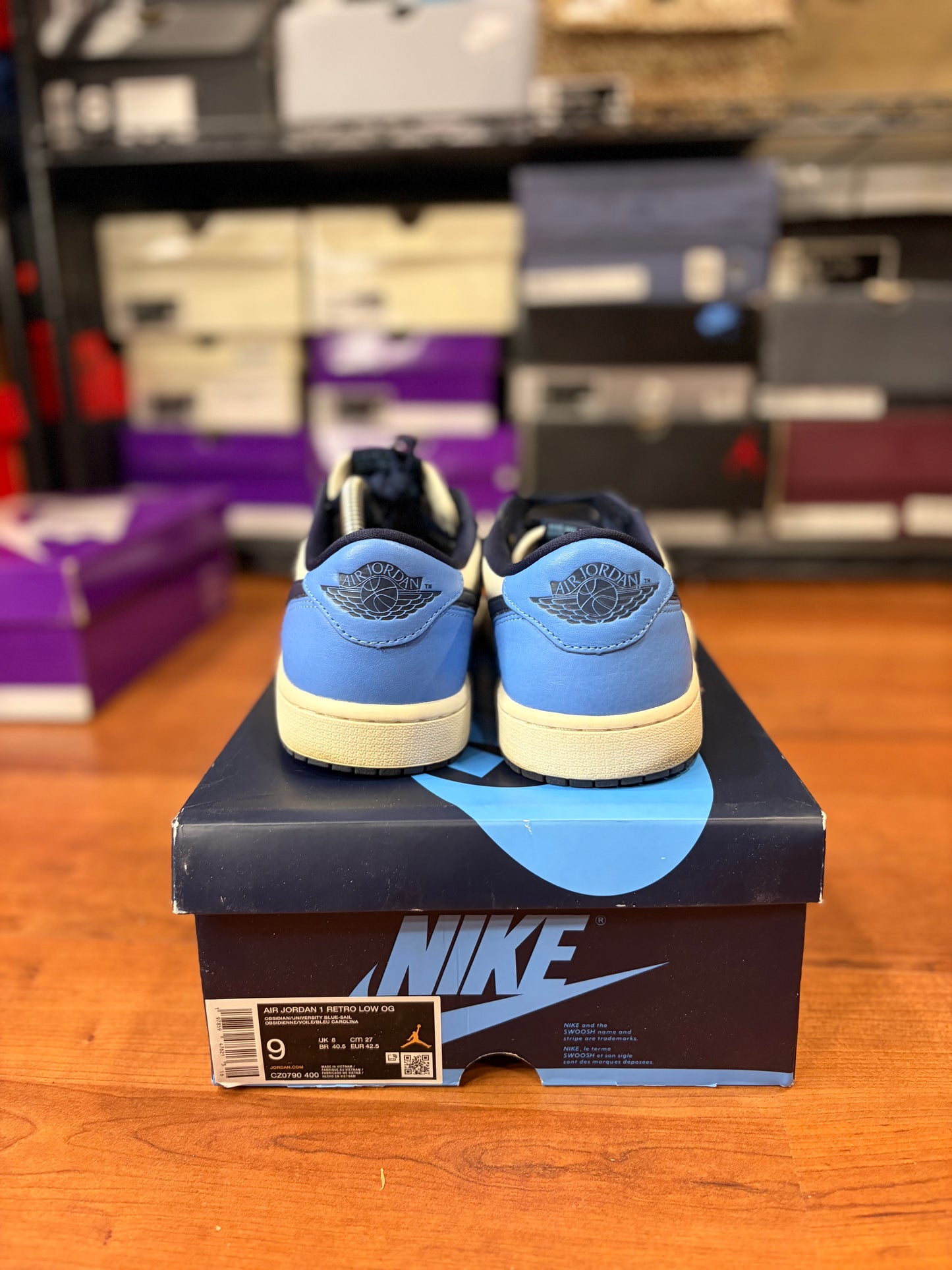 Jordan Retro 1 Low Obsidian (Size 9 Mens)