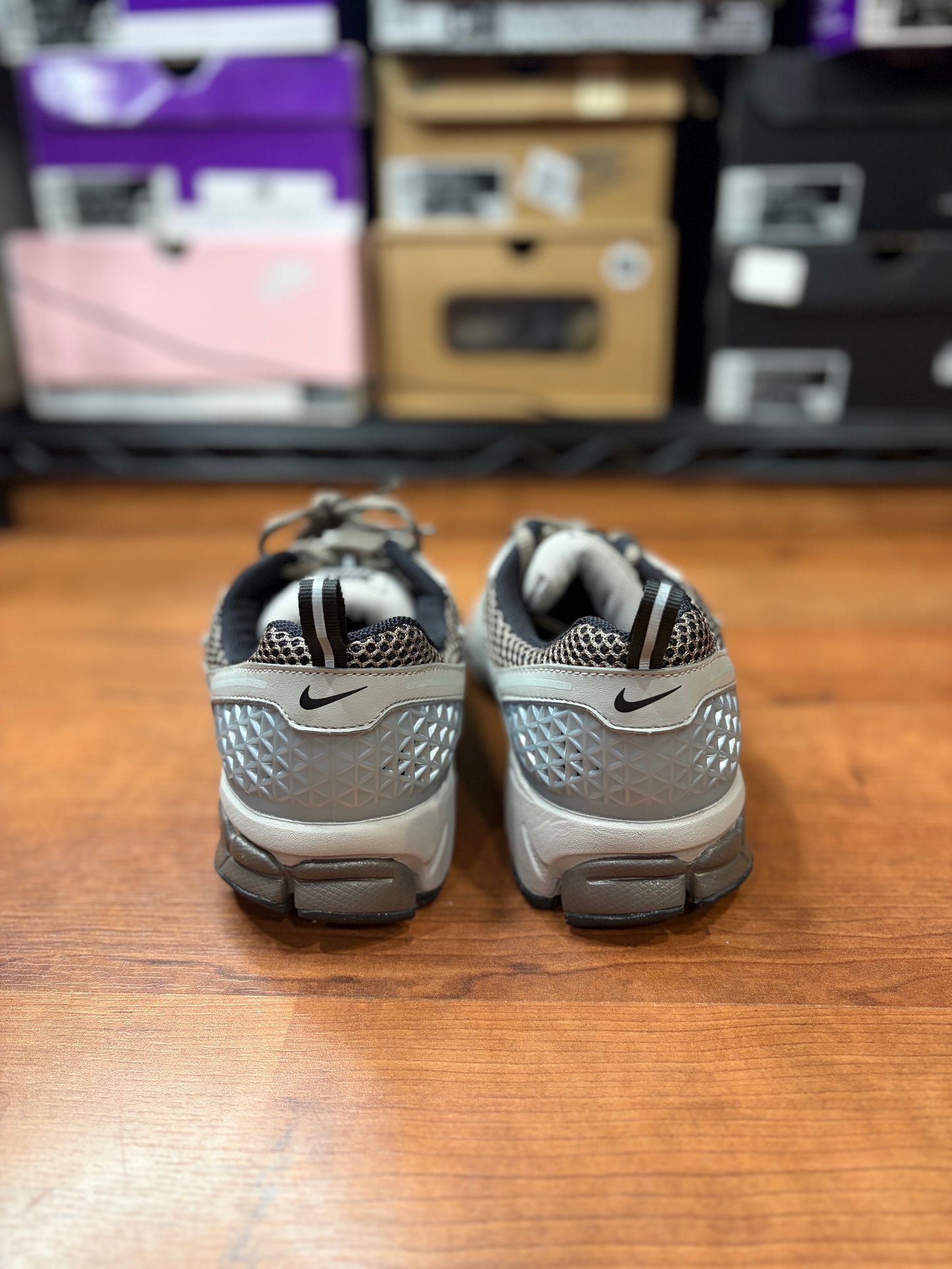 Nike Vomero 5 Cave Stone (Brand New - 6.5Y/8W)