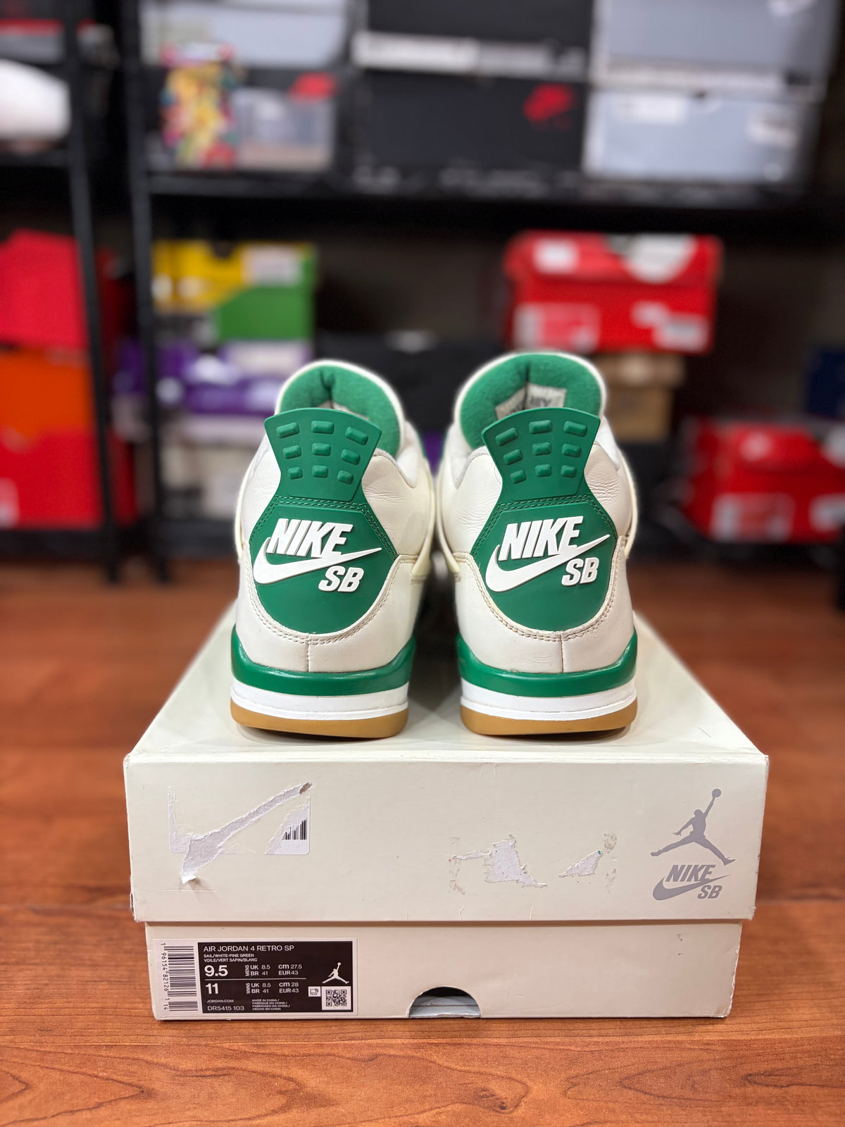 AJ4 Retro SB Pine Green (Size 9.5 Mens)