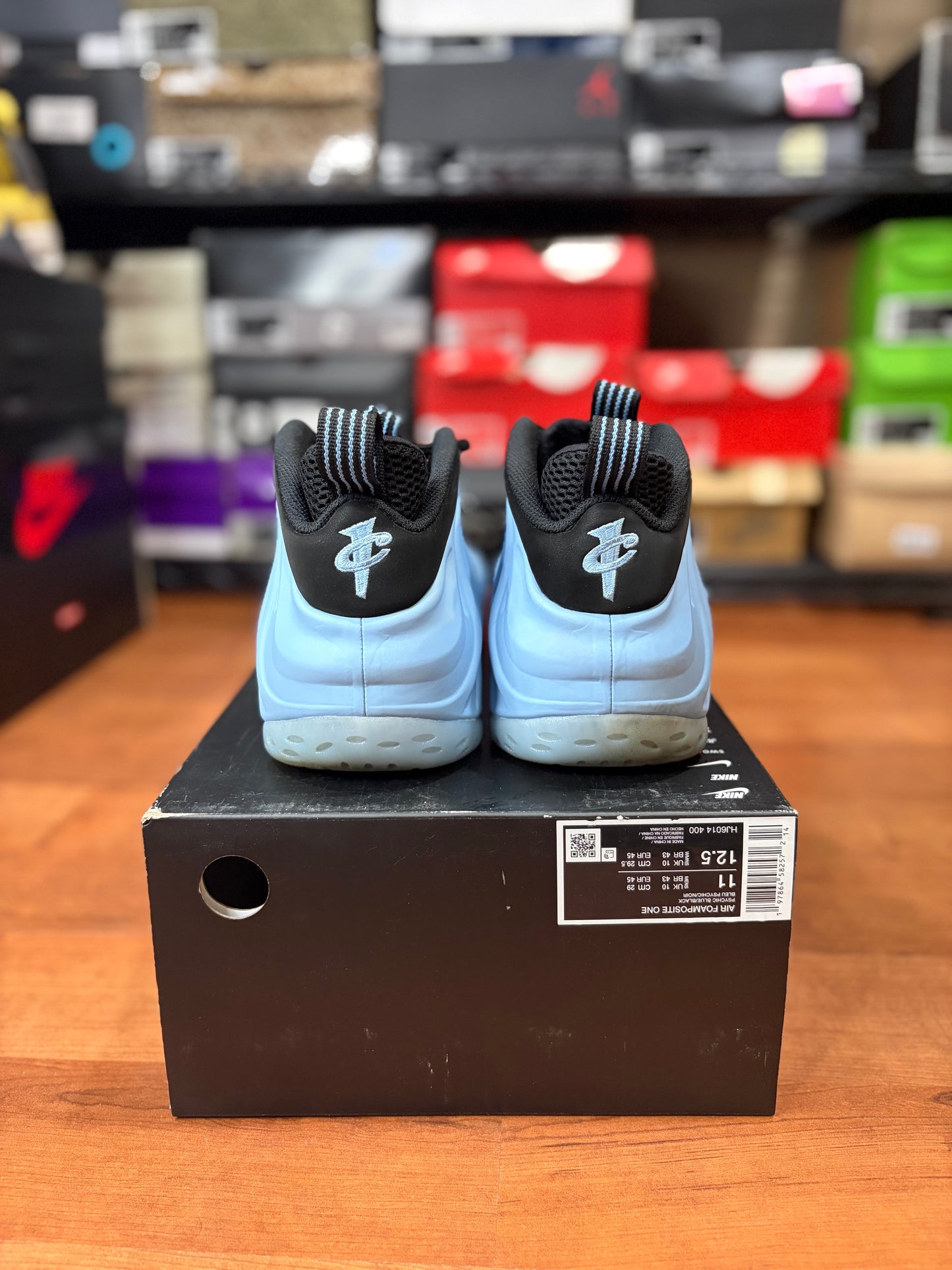 Nike Air Foamposite Physic Blue (Size 11 Mens)