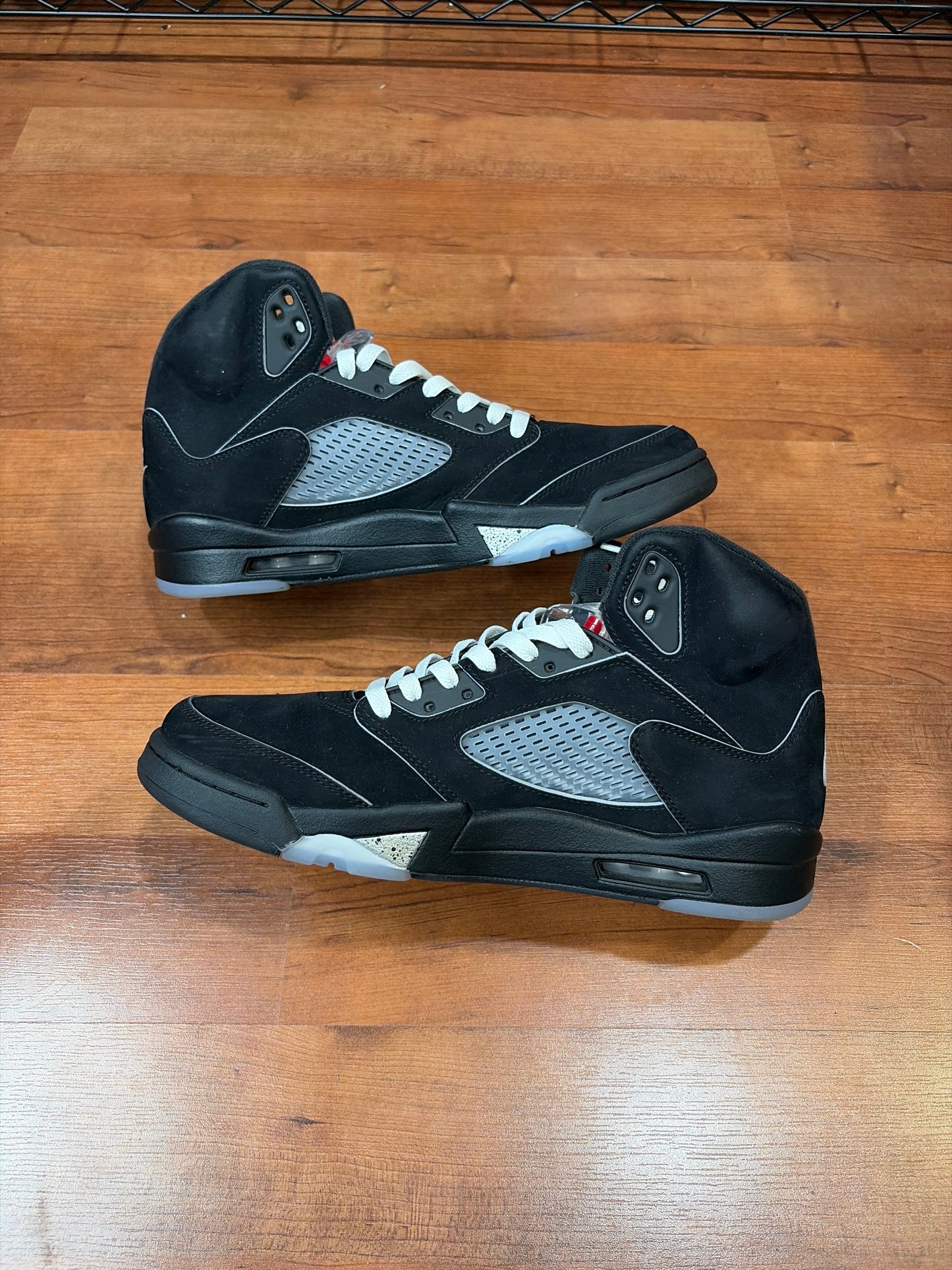 Jordan Retro 5 Reimagined Black Metallic (Size 11 Men’s)