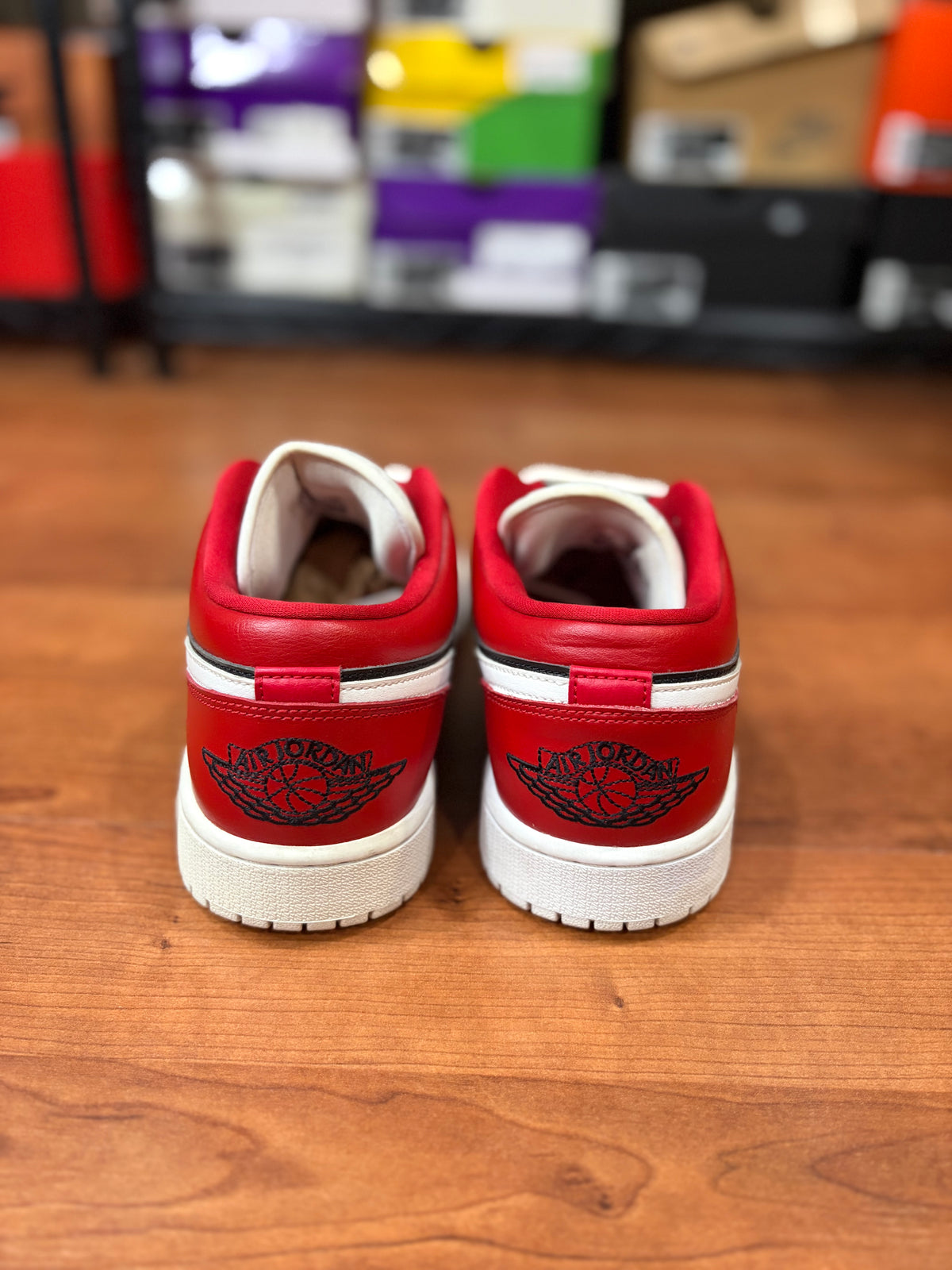 AJ1 Low Chicago Split (Size 11.5W / 10M)
