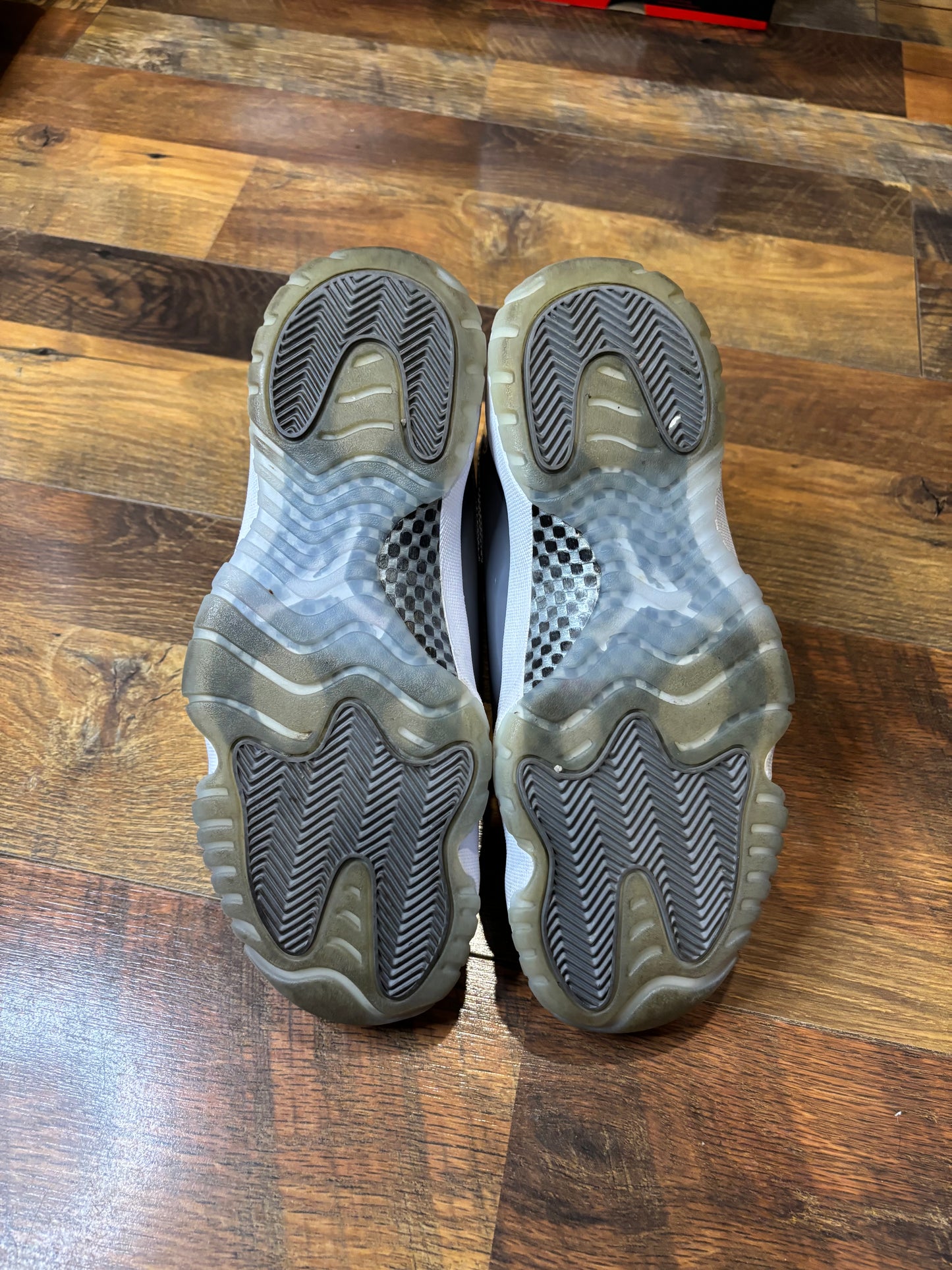 Jordan Retro 11 Cool Grey (Size 8.5 Mens)