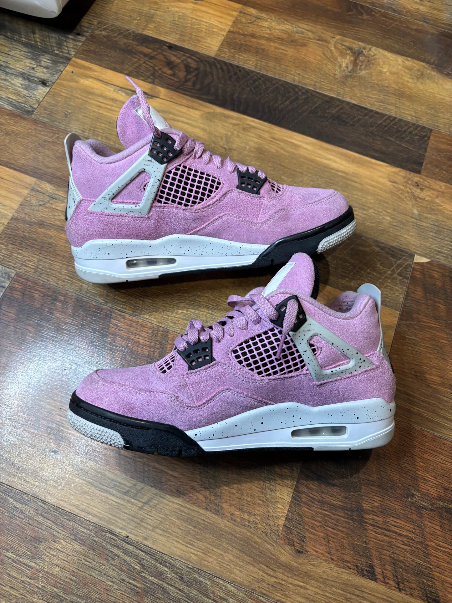 Jordan Retro 4 Pink Orchid (Size 9.5W / 8M)