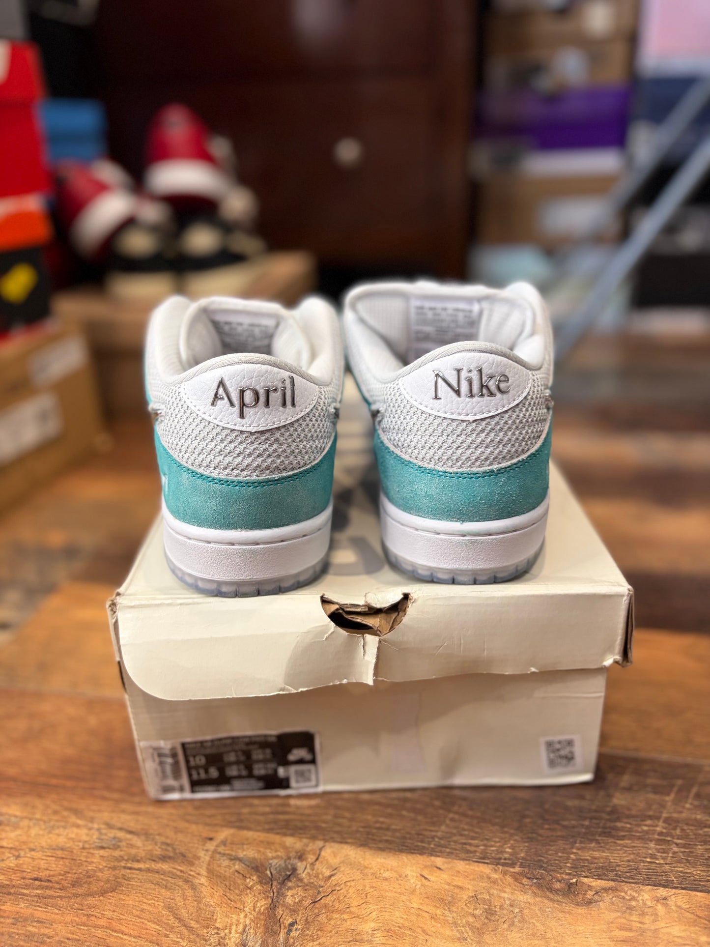 Nike Dunk Low April (Brand New - 10M)