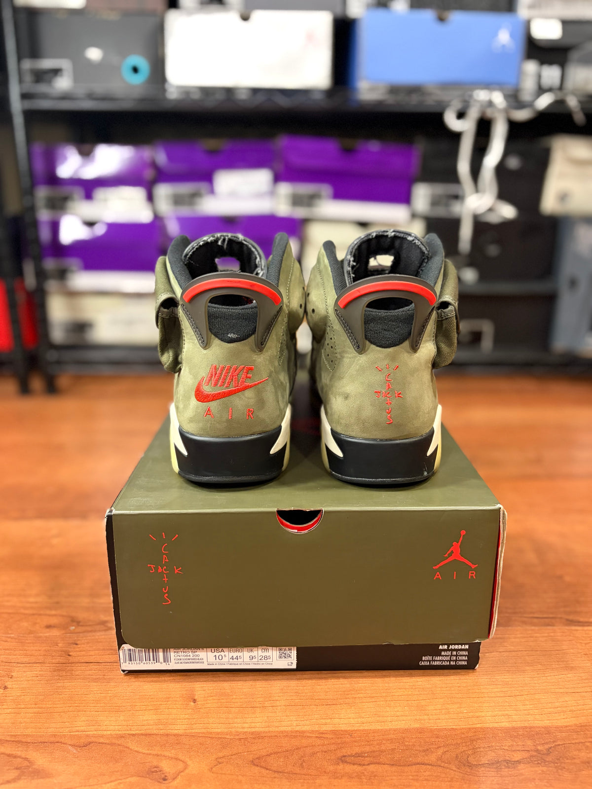 AJ6 Retro Travis Scott Olive (Size 10.5 Mens)
