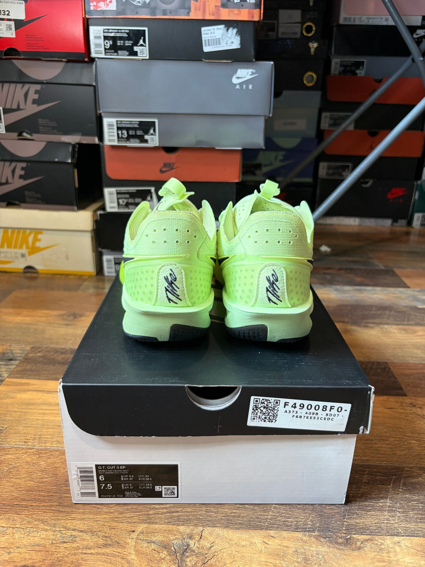 Nike GT Cut 3 Barely Volt (Size 6 Mens)