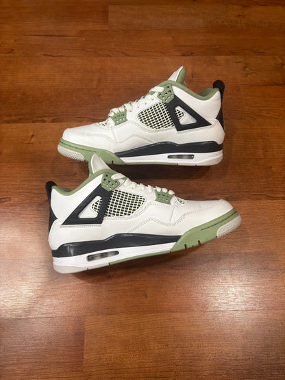 AJ4 Retro Seafoam (Size 10.5W / 9M)
