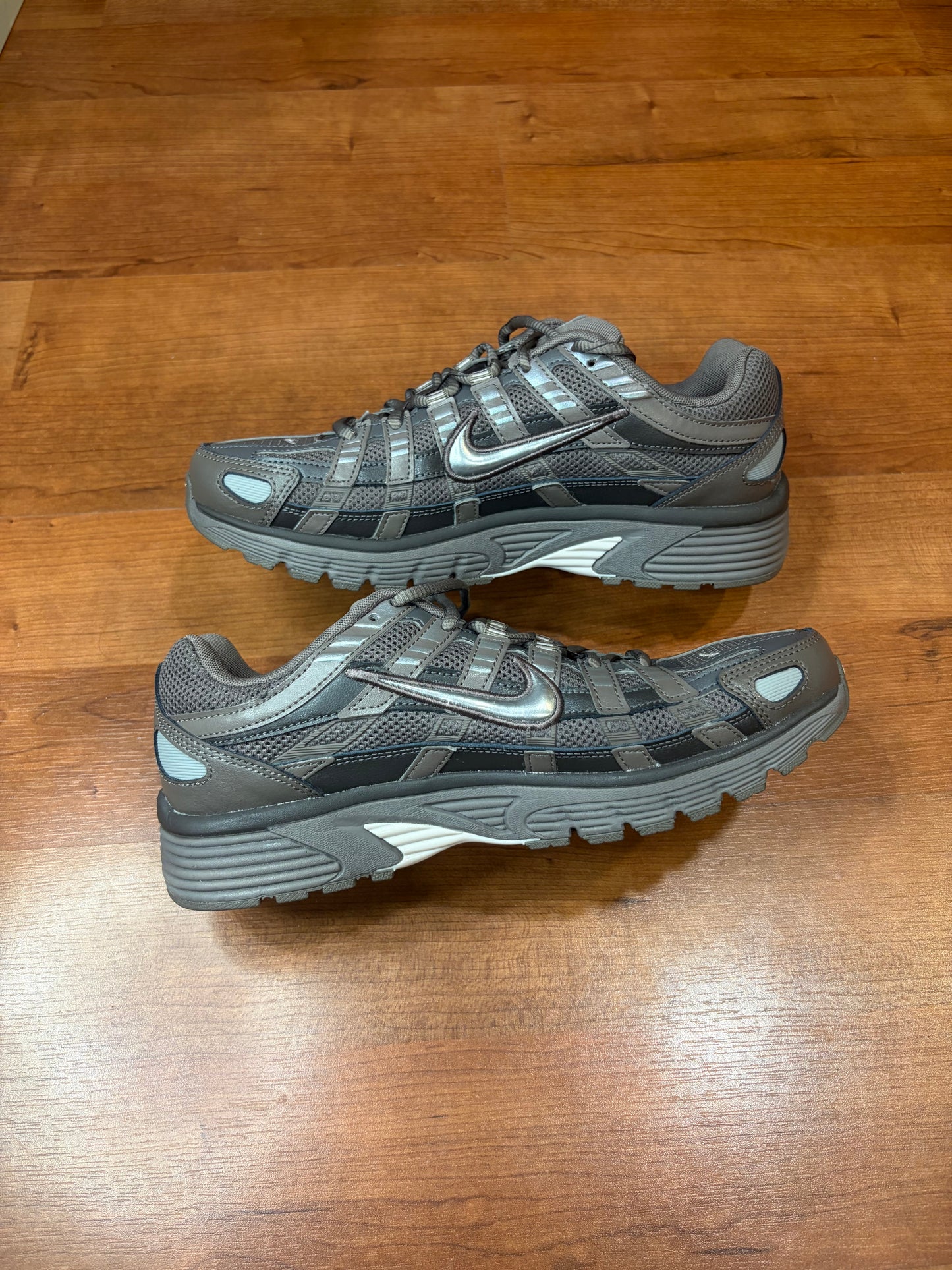 Nike P-6000 Cave Stone (Brand New - 8M)