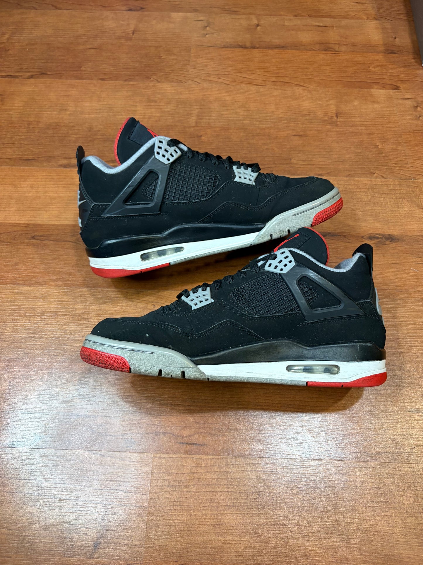Jordan Retro 4 Bred 2019 (Size 10 Mens)