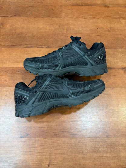 Nike Vomero 5 Triple Black (Size 11 Mens)