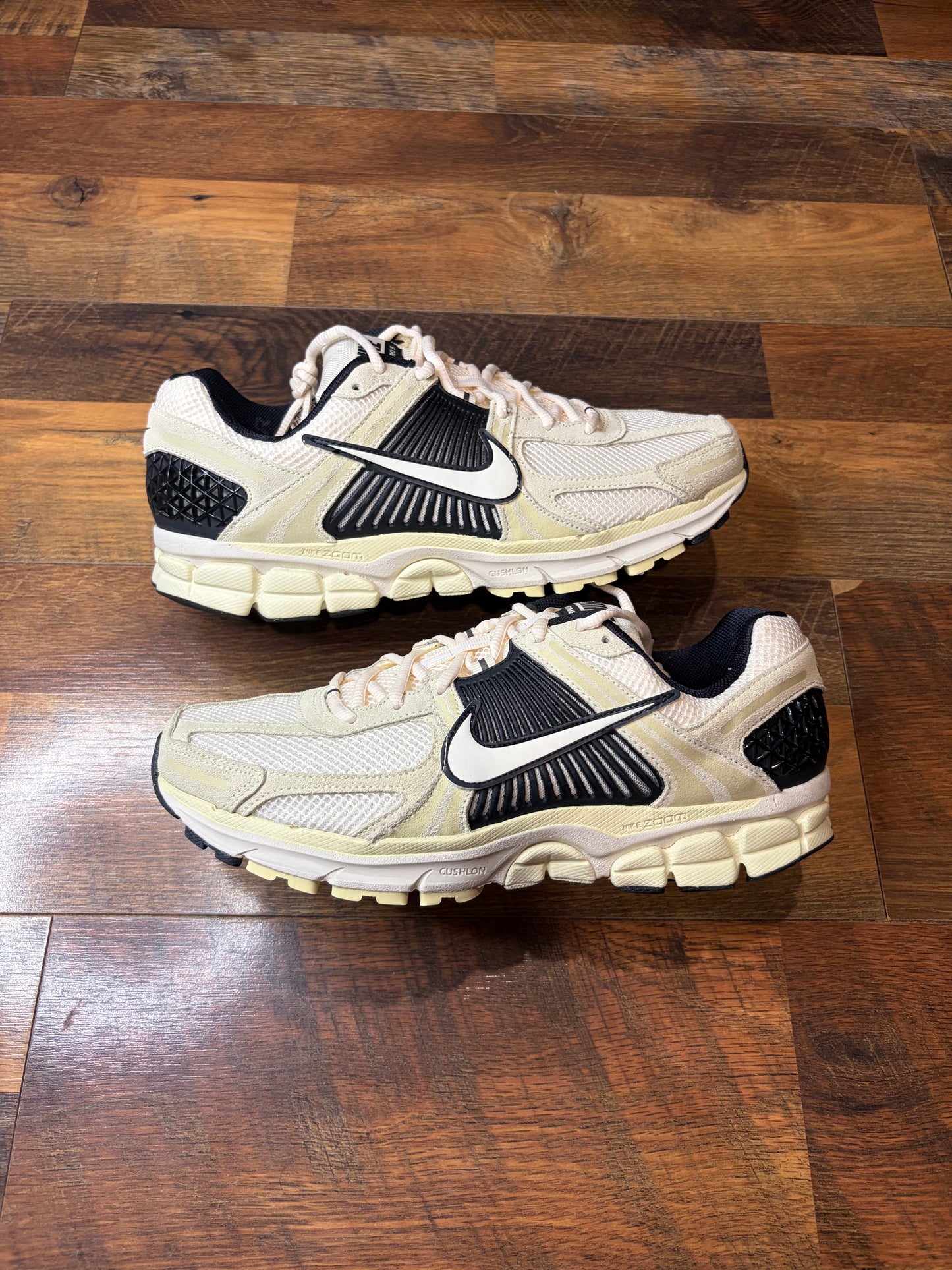 Nike Vomero 5 Alabaster Black (Brand New/No Box - 10.5M)