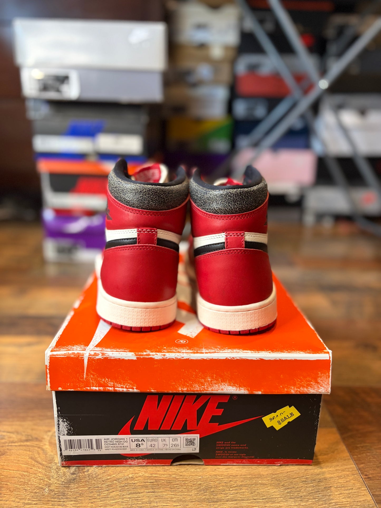 Jordan Retro 1 Lost & Found (Size 8.5 Mens)