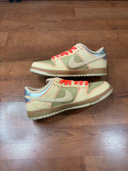 Nike Dunk Low Som Tum (Brand New - 8.5M)