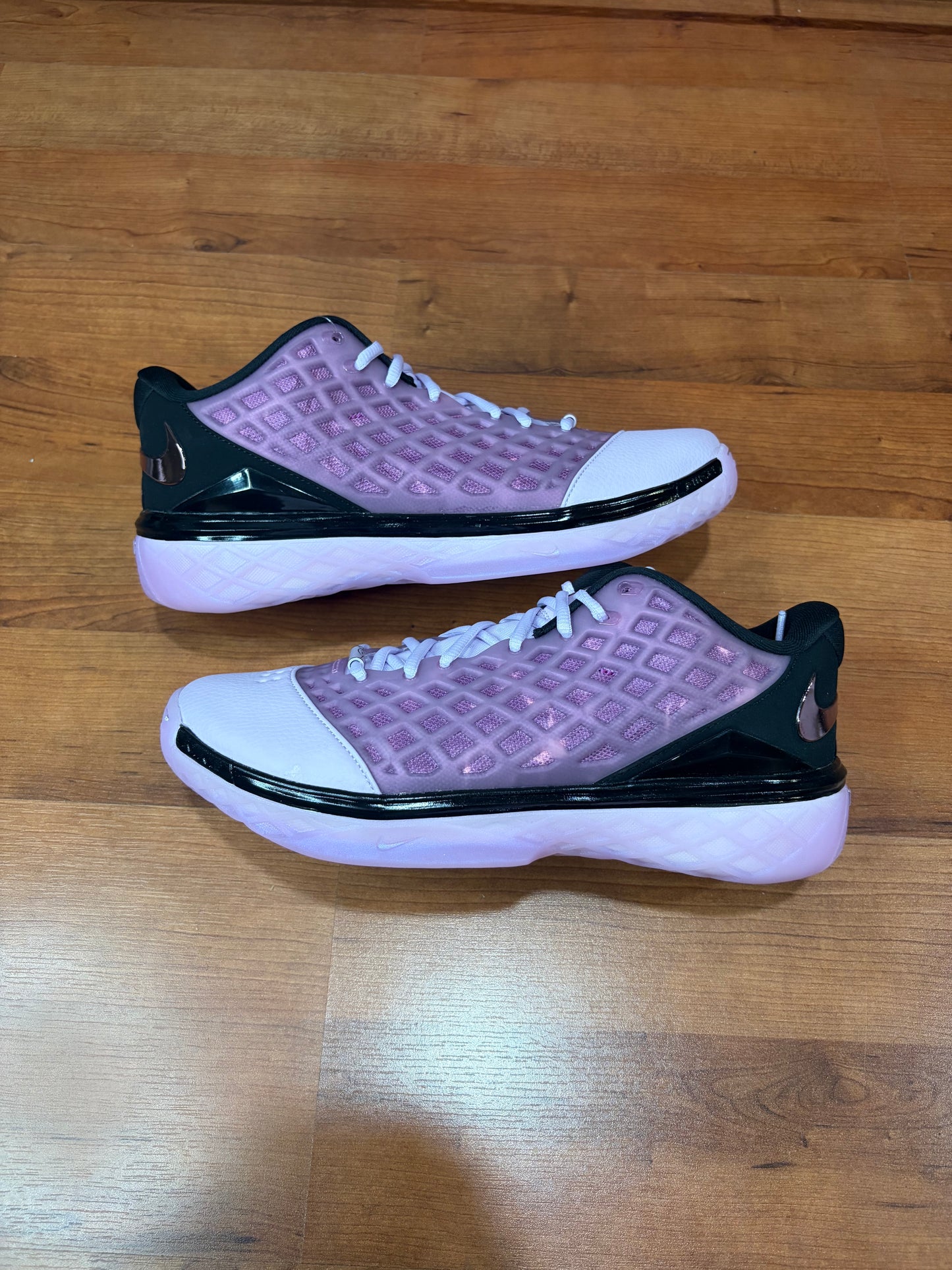 Kobe 3 Low Protro Pink Quartz (Brand New - 9.5M)