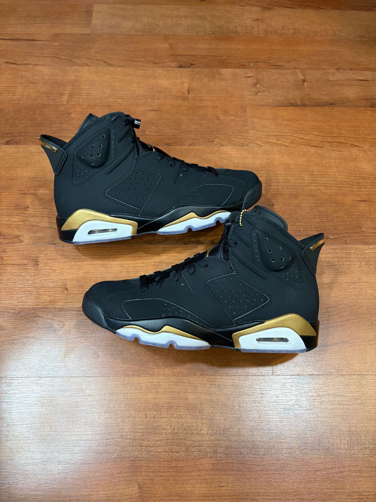 AJ6 Retro DMP (DS - Size 9M)