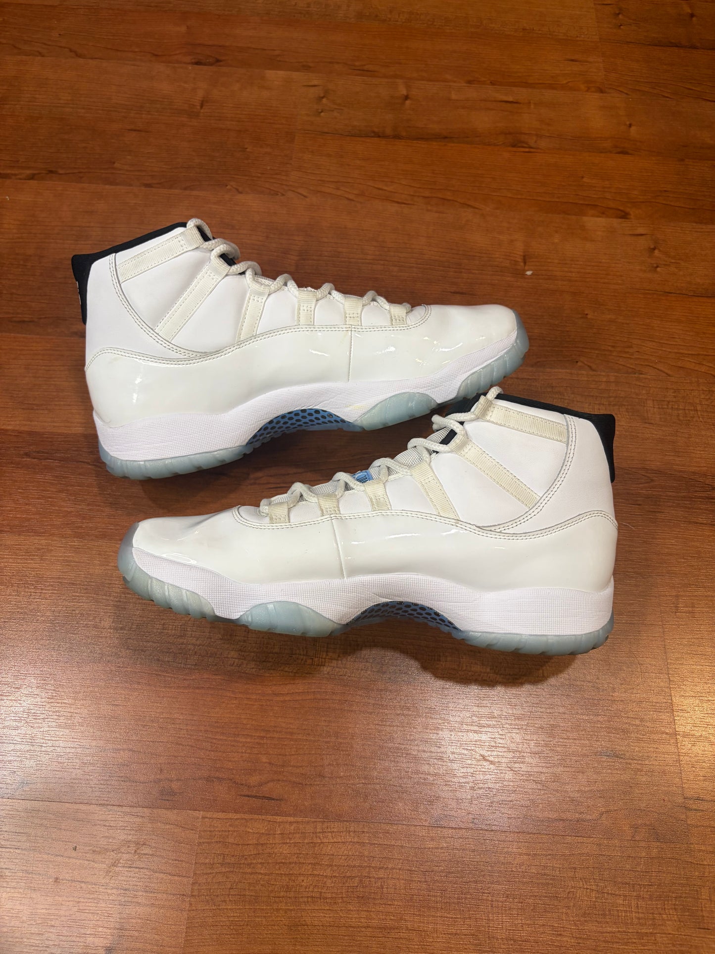 Jordan Retro 11 Legend Blue (Size 13 Mens)