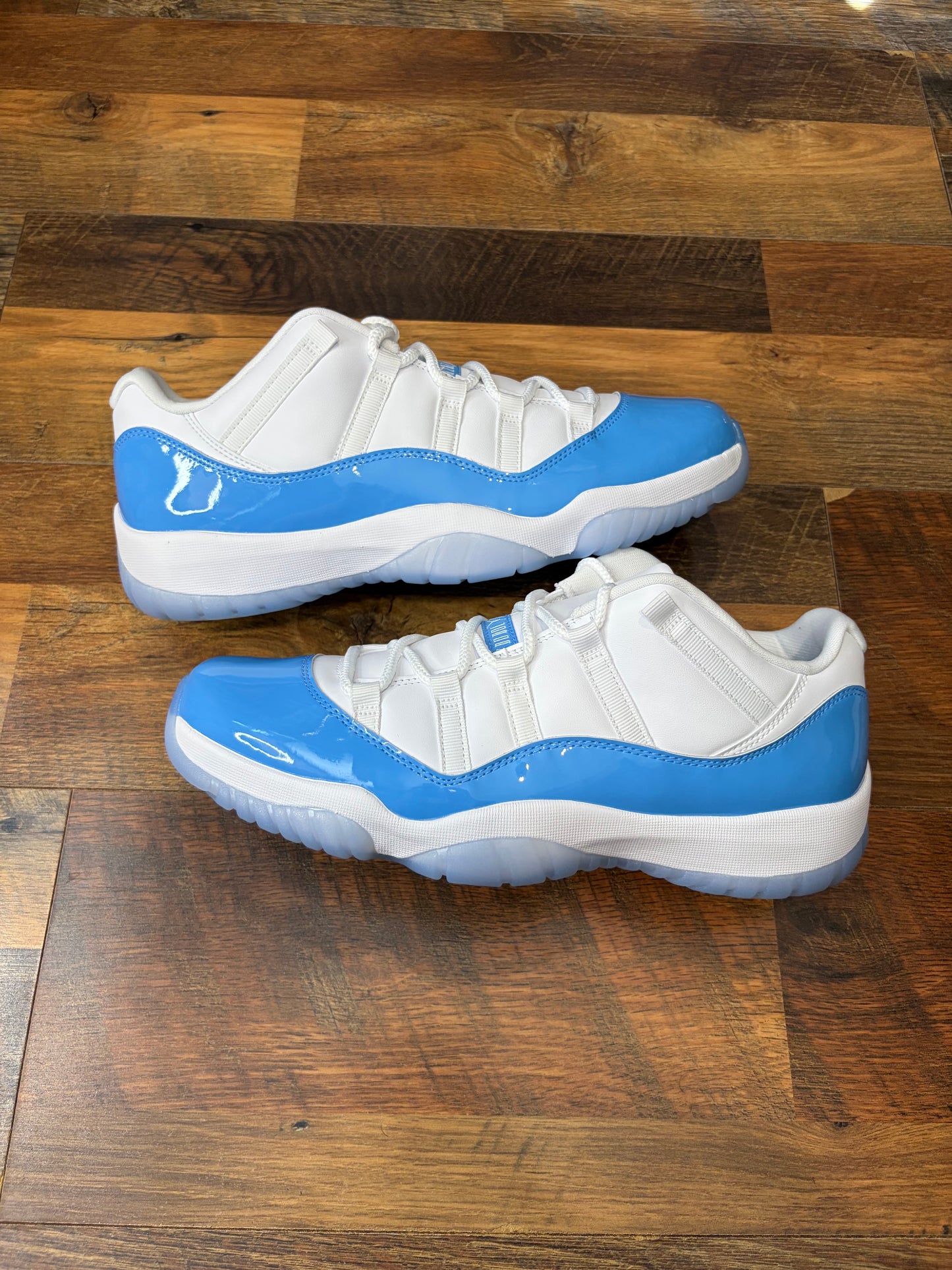 Jordan Retro 11 Low University Blue (Brand New - Mens Sizes)