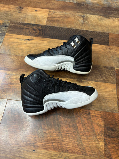 Jordan Retro 12 Playoff (Size 4Y)