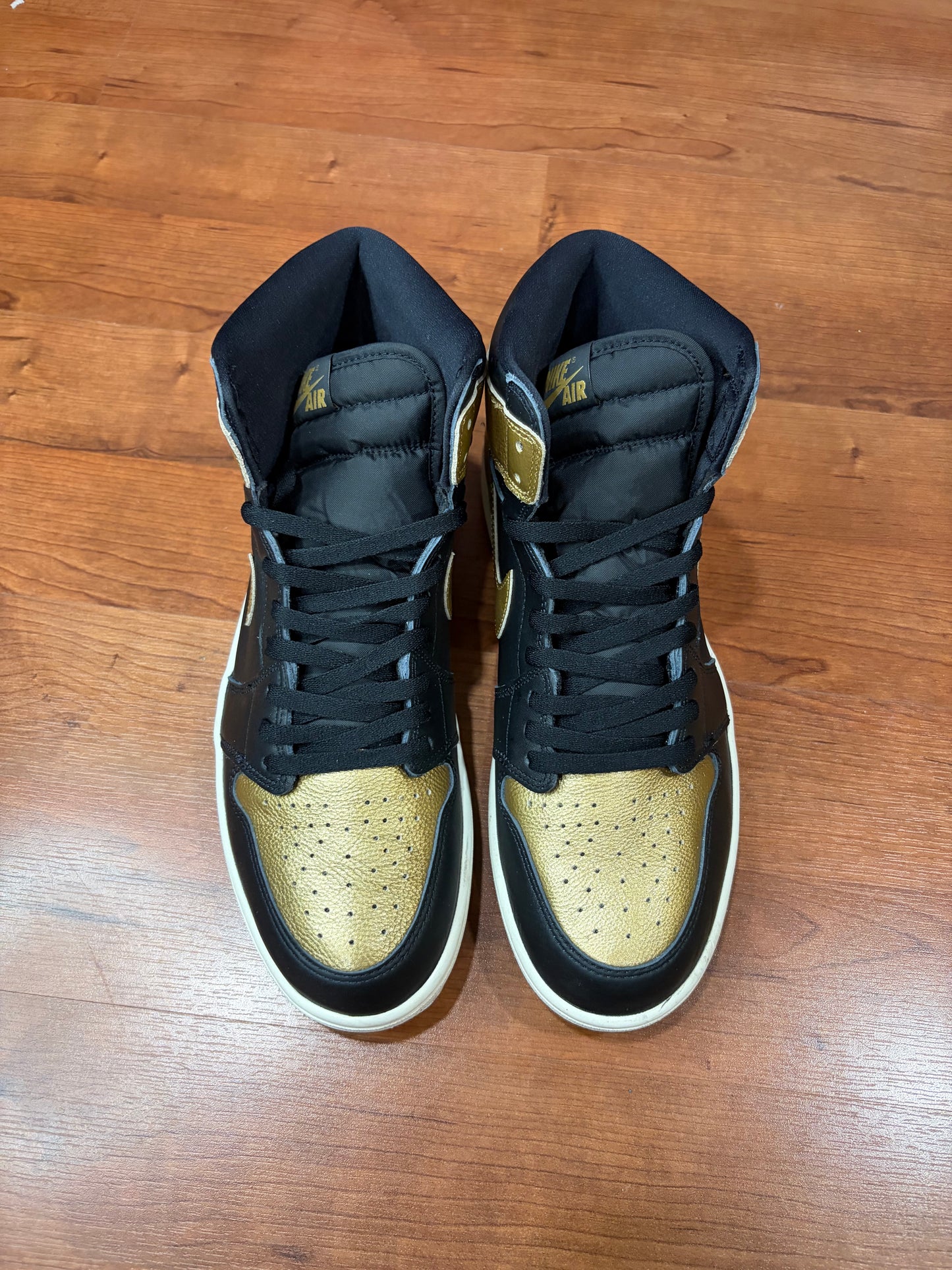 Jordan Retro 1 Metallic Gold (Size 13 Mens)
