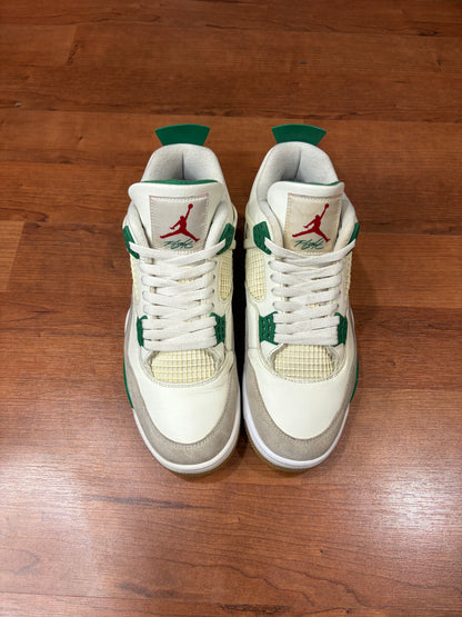 AJ4 Retro SB Pine Green (Size 9.5 Mens)