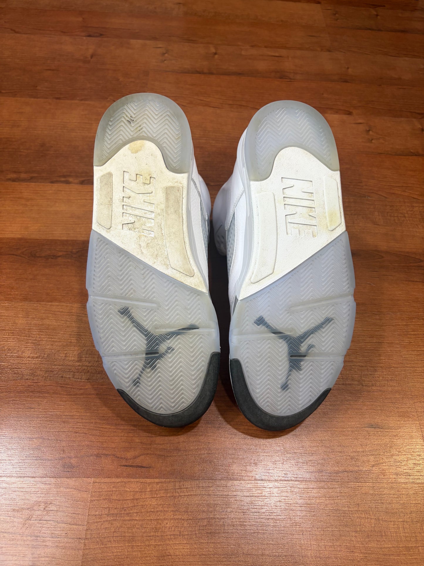 Jordan Retro 5 White Metallic (Size 11.5 Mens)