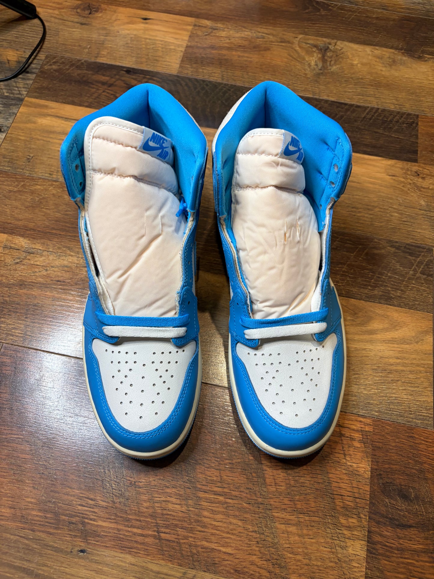 Air Jordan Retro 1 UNC Reimagined (Brand New No Box)