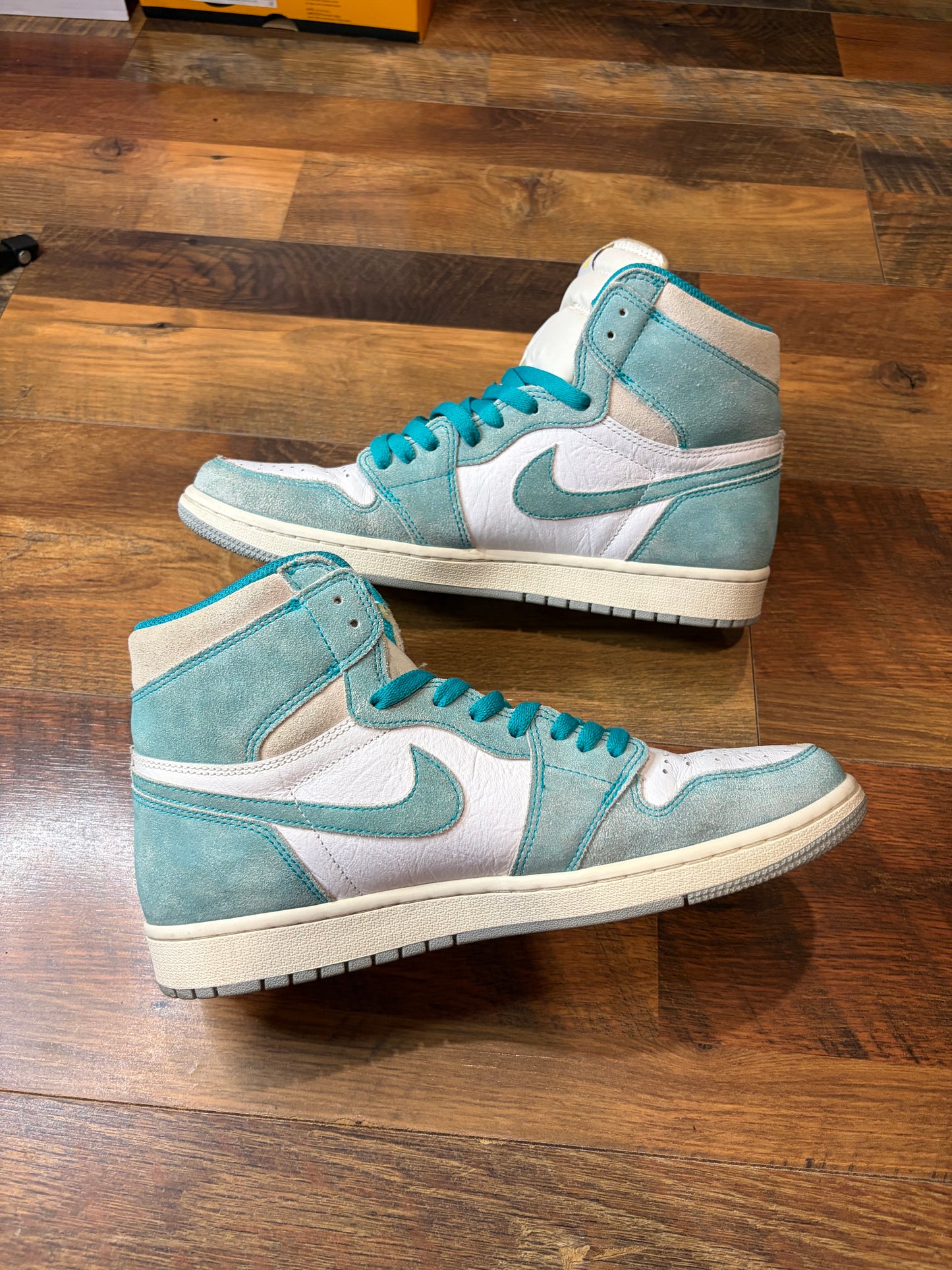 Jordan Retro 1 Turbo Green (Size 10.5 Mens)