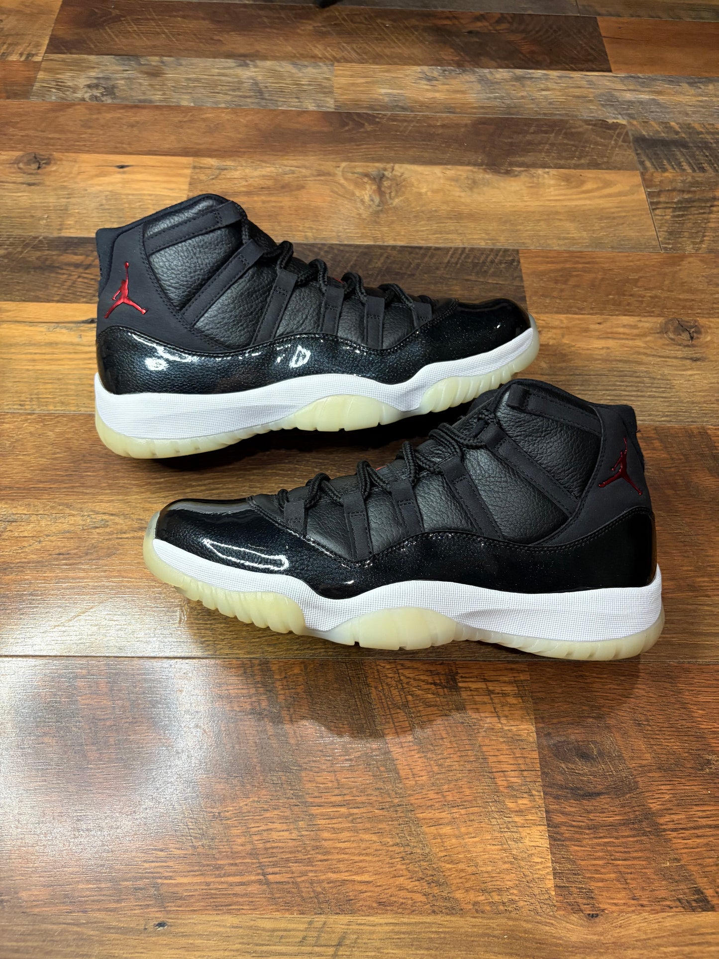 Jordan Retro 11 72-10 (Size 12 Mens)
