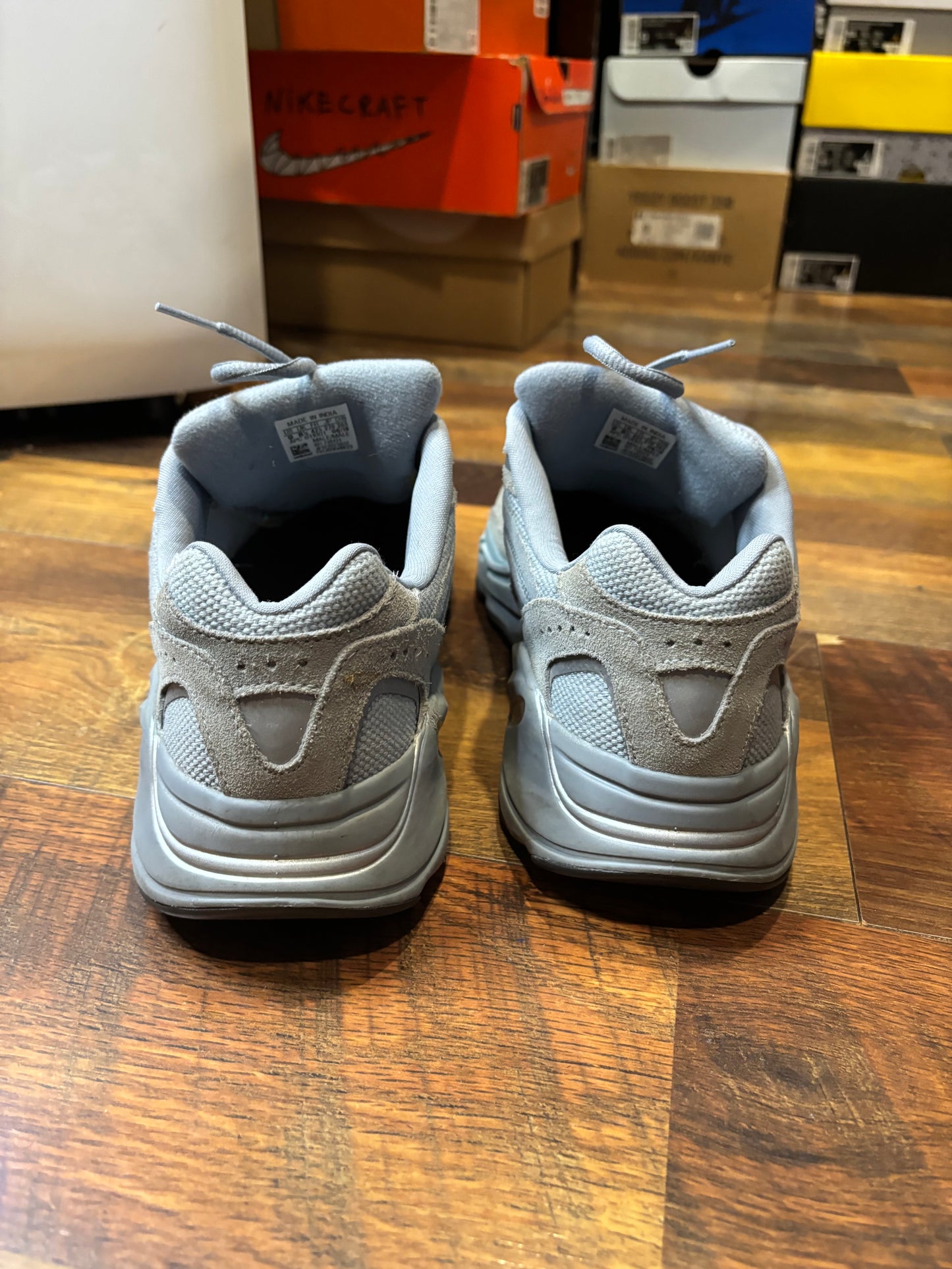 Yeezy 700 Hospital Blue (Size 9 Mens)