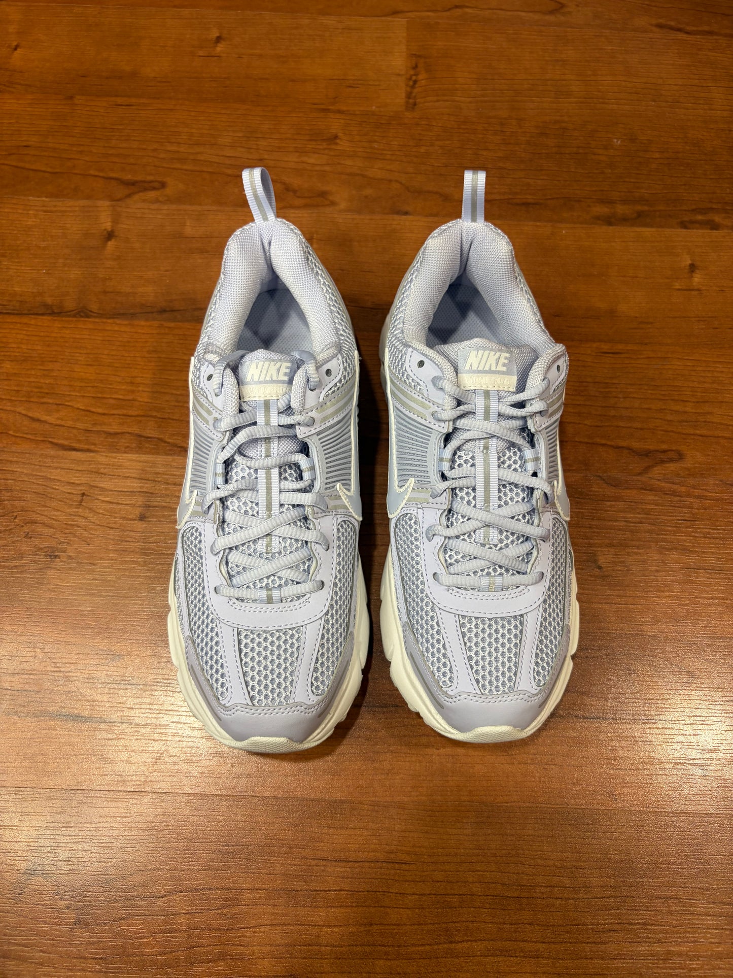 Nike Vomero 5 Ghost Blue (Brand New - 7Y/8.5W)