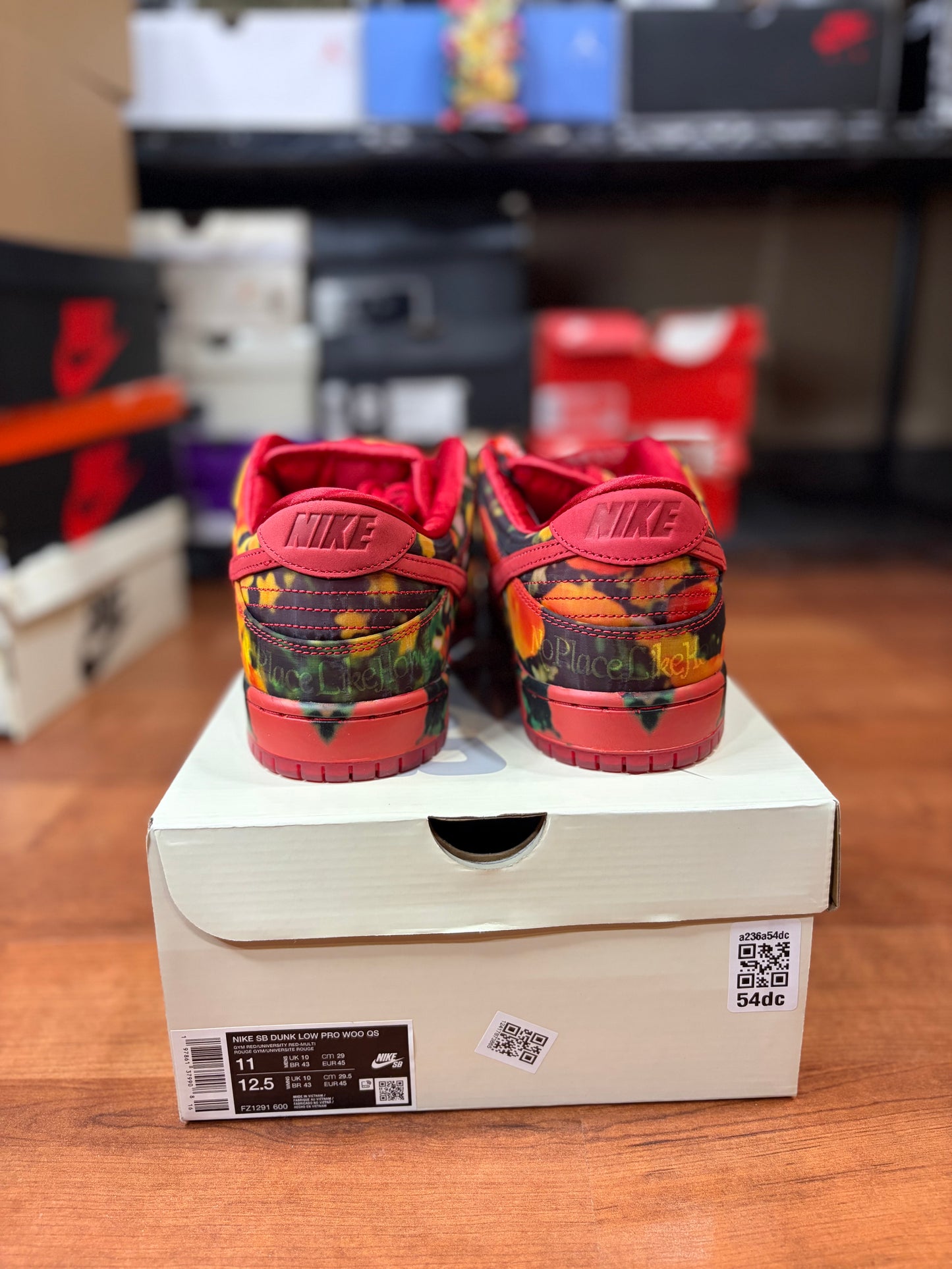 Nike Dunk Low SB Wizard of OZ (Brand New - 11M)