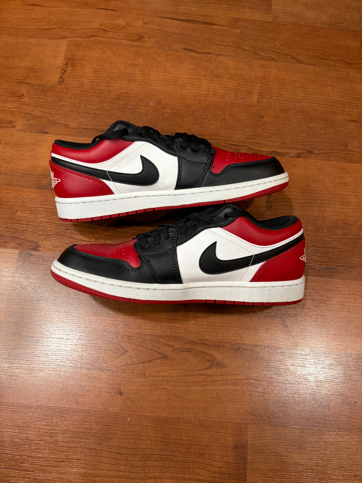 AJ1 Low Bred Toe (Size 9.5 Mens)