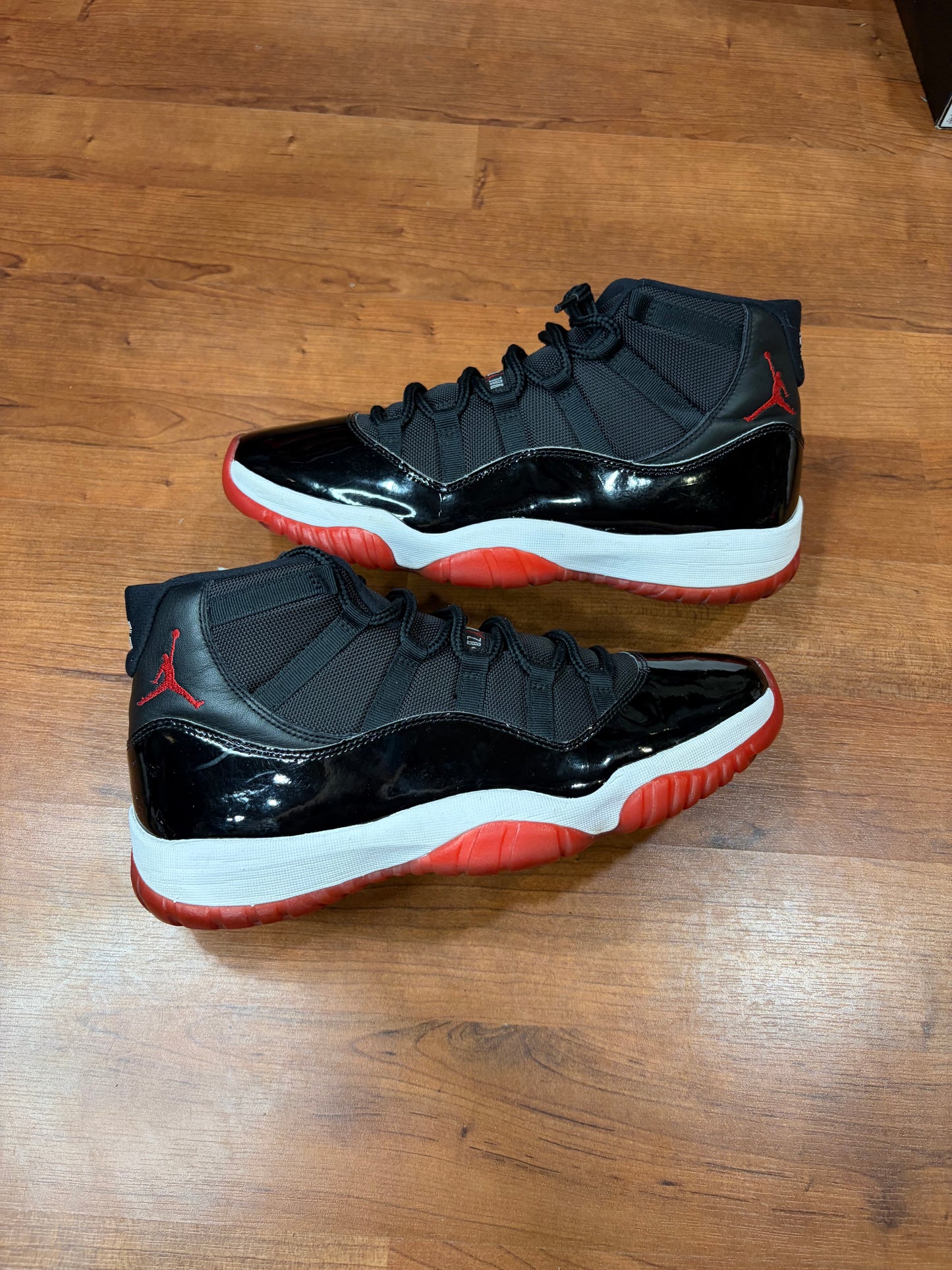 Jordan Retro 11 Bred (Size 12 Mens)