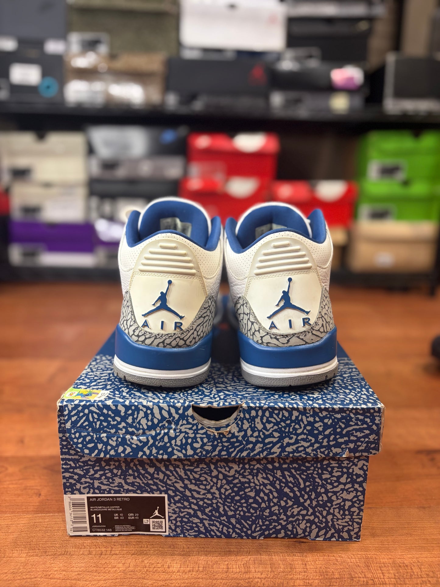 Jordan Retro 3 Wizards (Size 11 Mens)