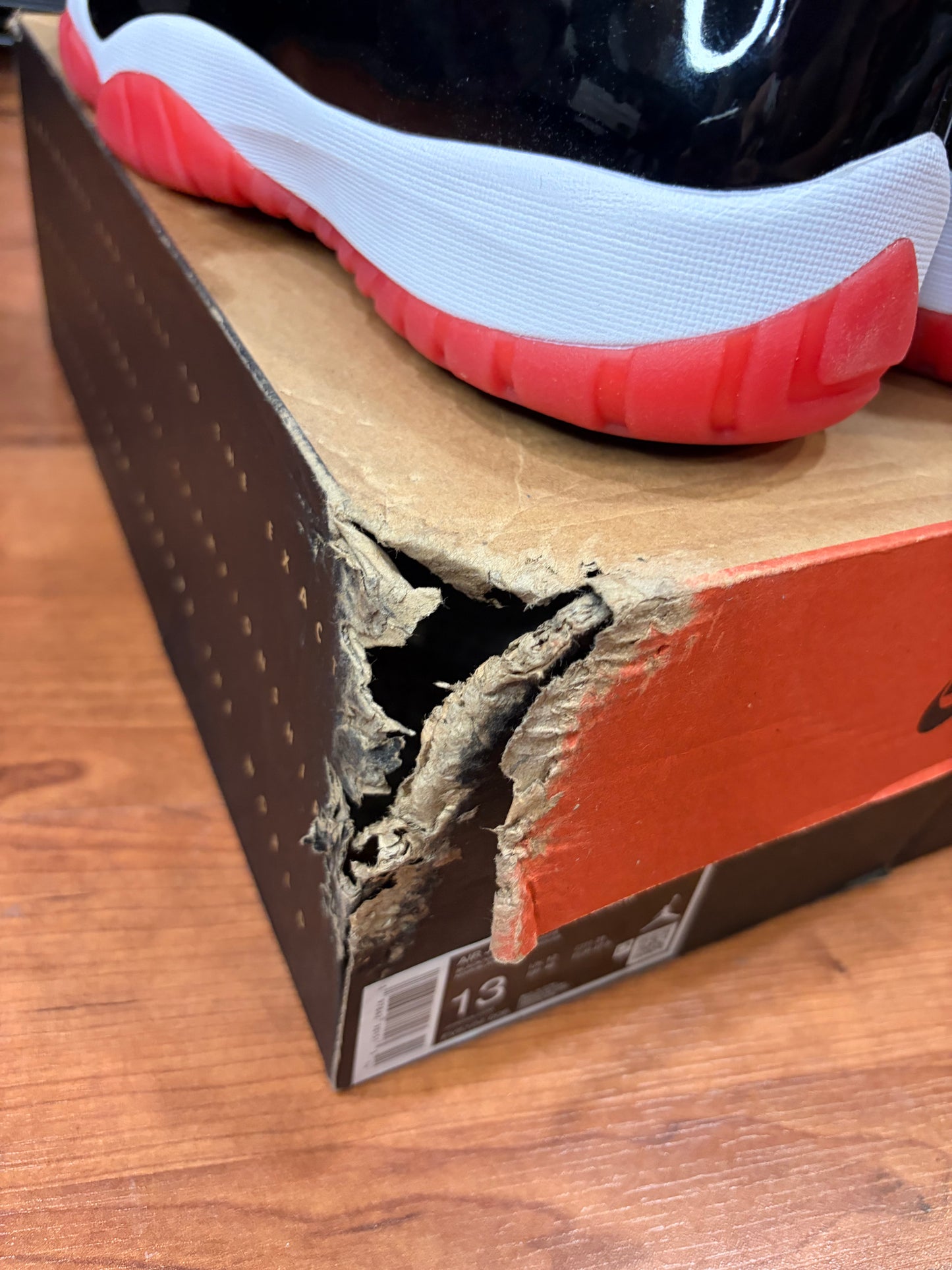 Jordan Retro 11 Low Bred (Brand New - 13M)
