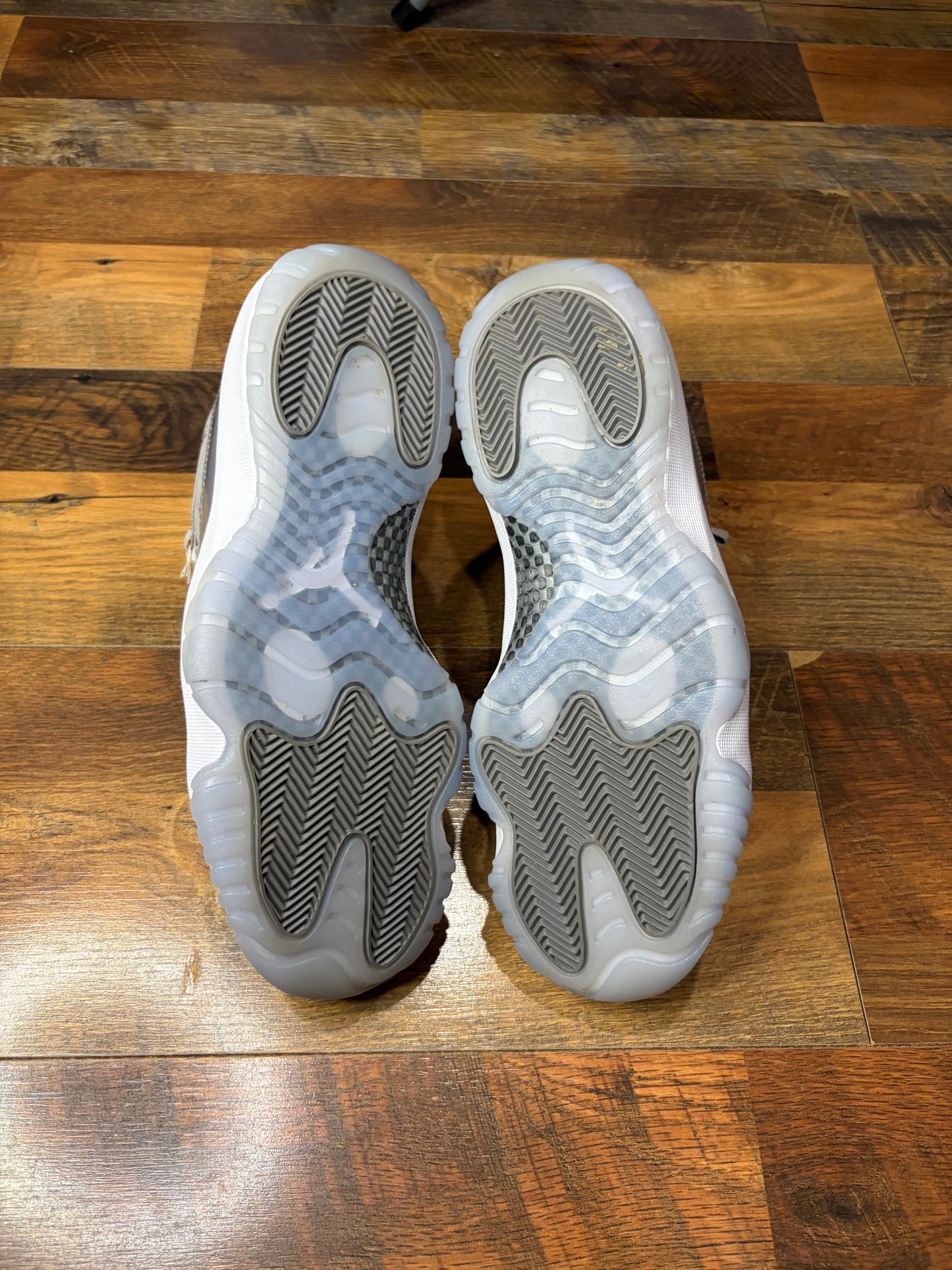 Jordan Retro 11 Cool Grey (Size 9.5 Mens)