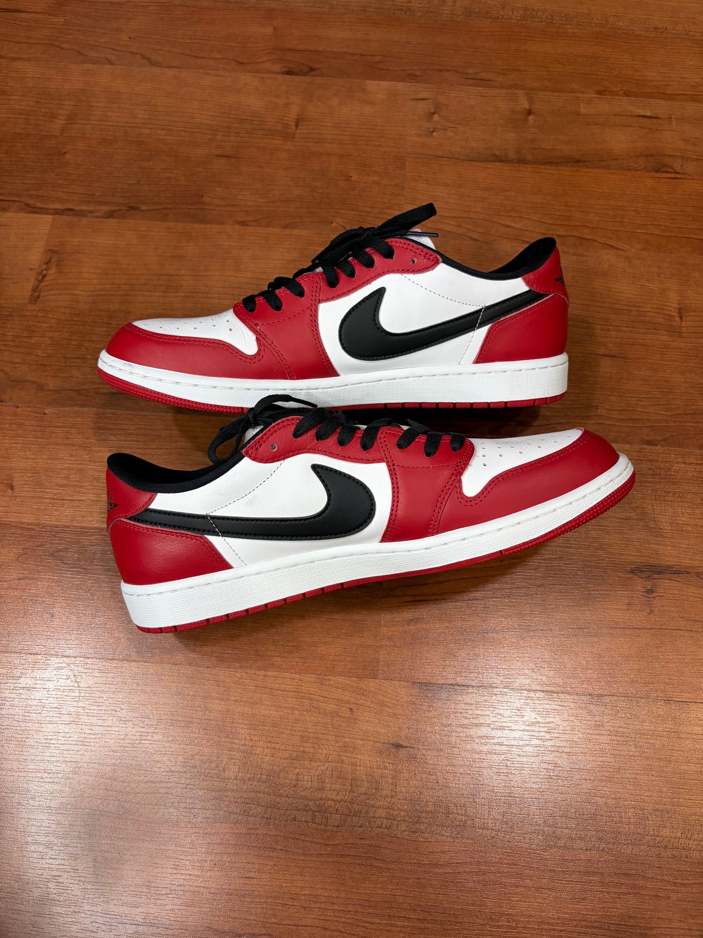Jordan Retro 1 Low Chicago (Size 13 Mens)