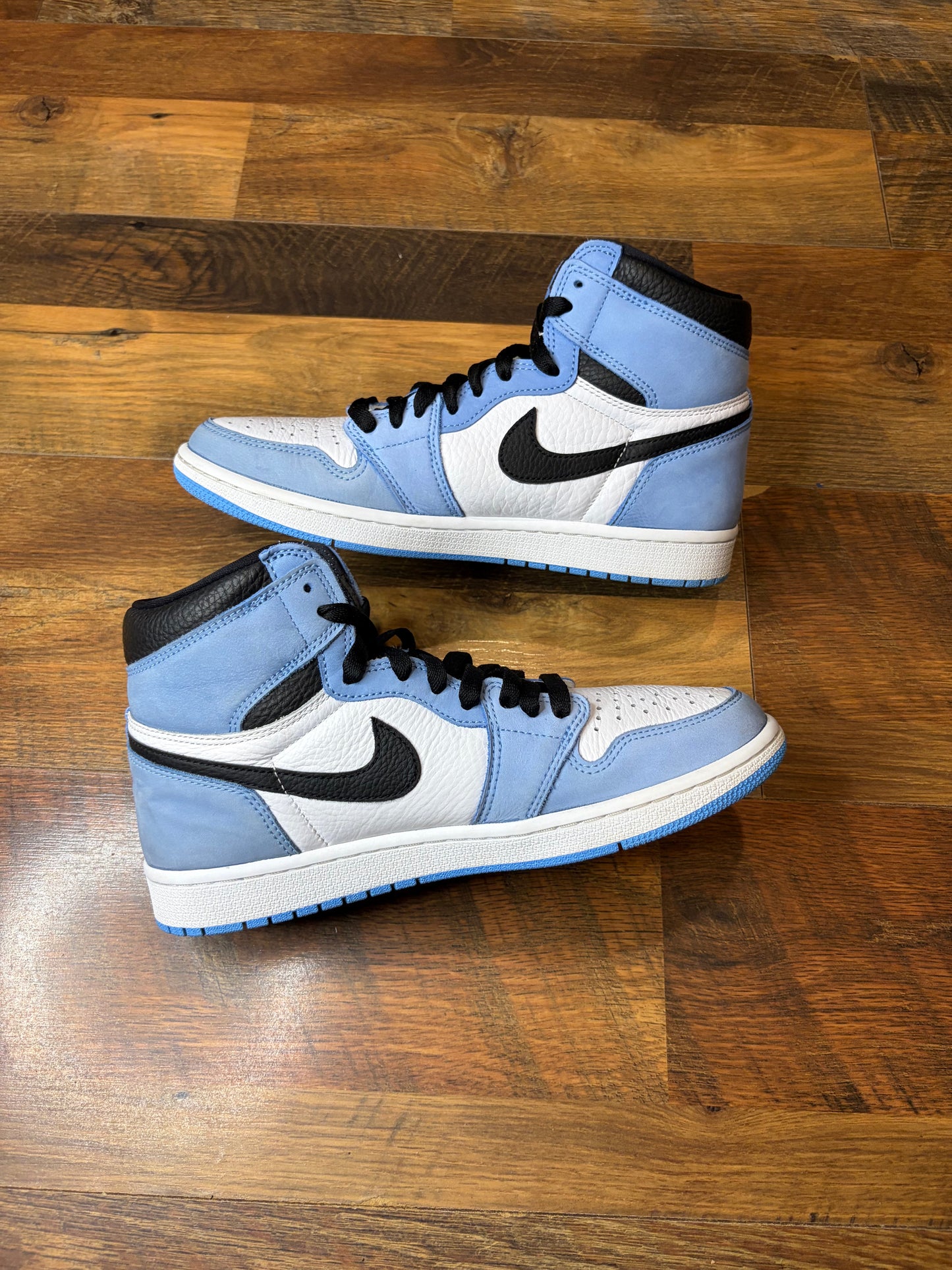 Jordan Retro 1 University Blue (Size 9 Mens)