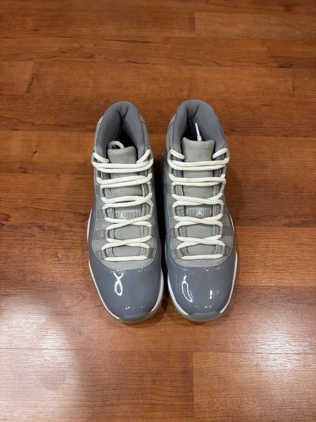 AJ11 Retro Cool Grey (Size 9 Mens)