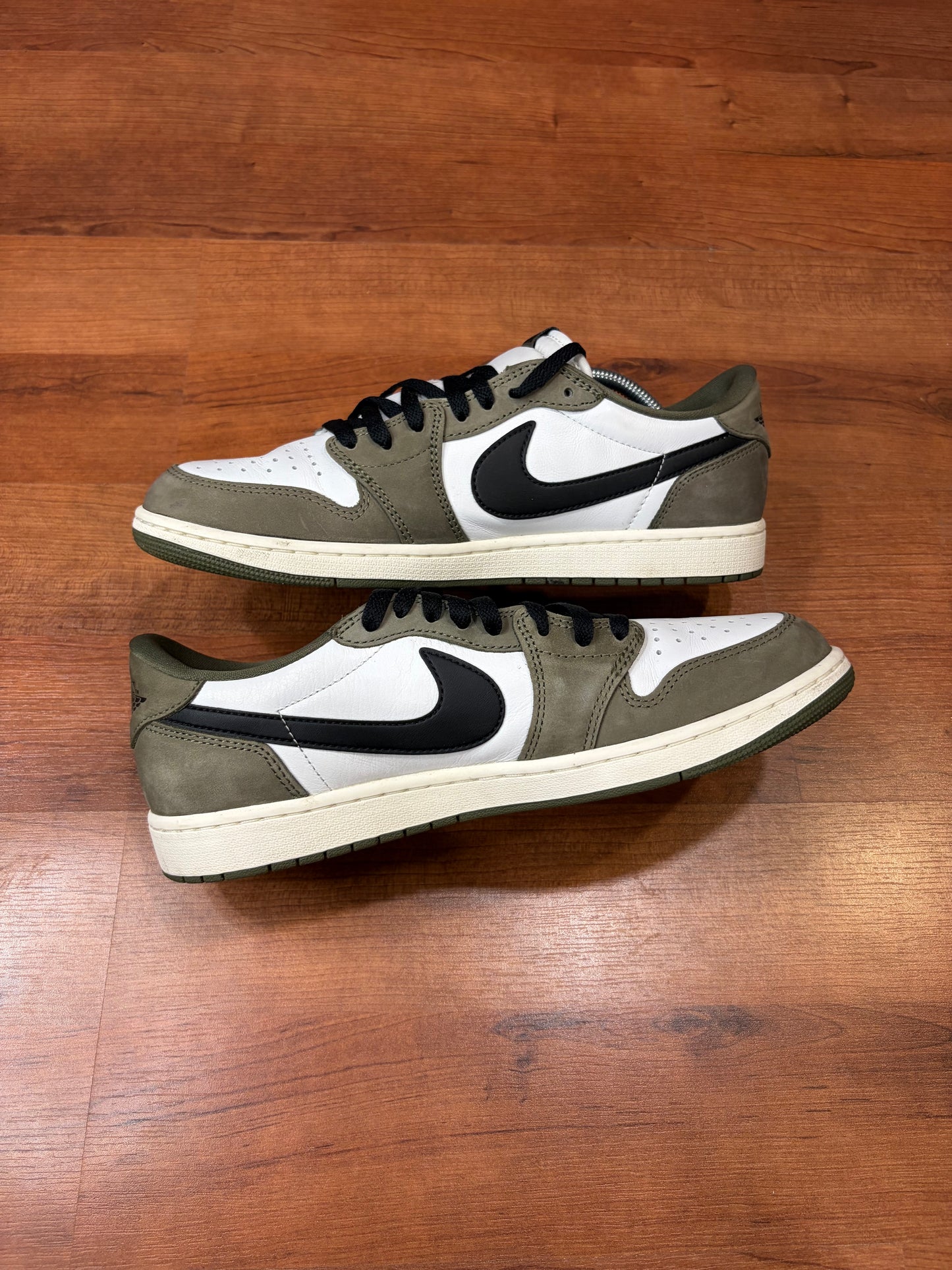 Jordan Retro 1 Low Olive (Size 10.5 Mens)