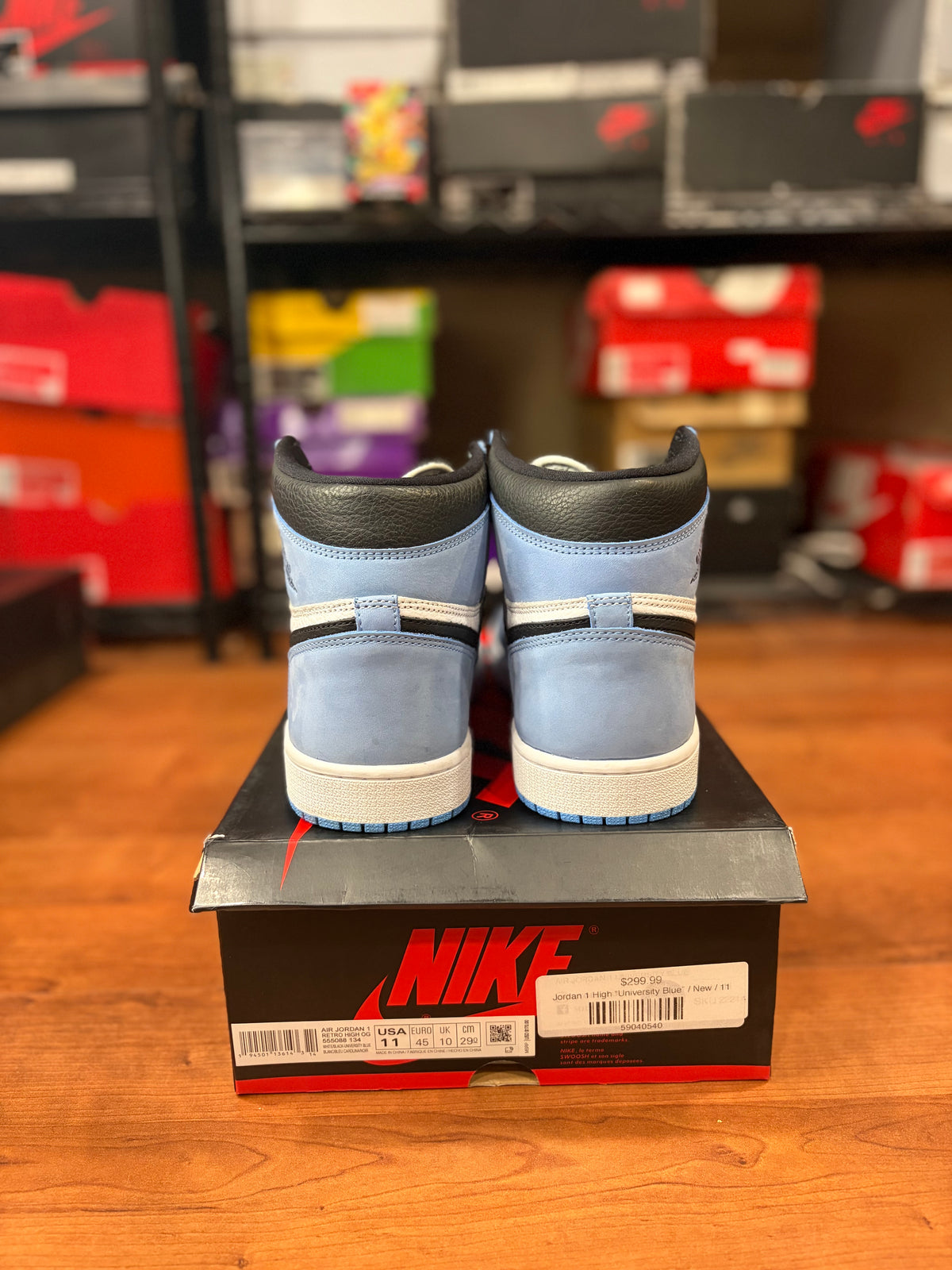 AJ1 Retro University Blue (Size 11 Mens)
