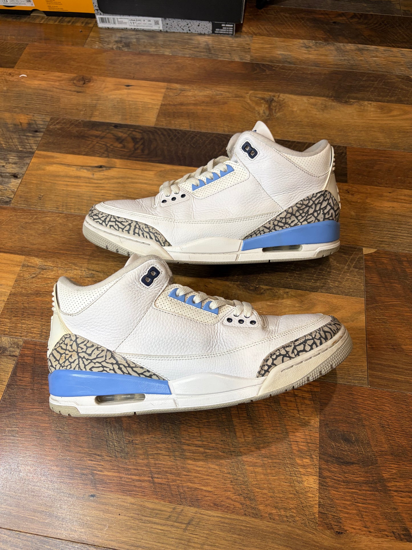 Jordan Retro 3 UNC (Size 11.5 Mens)